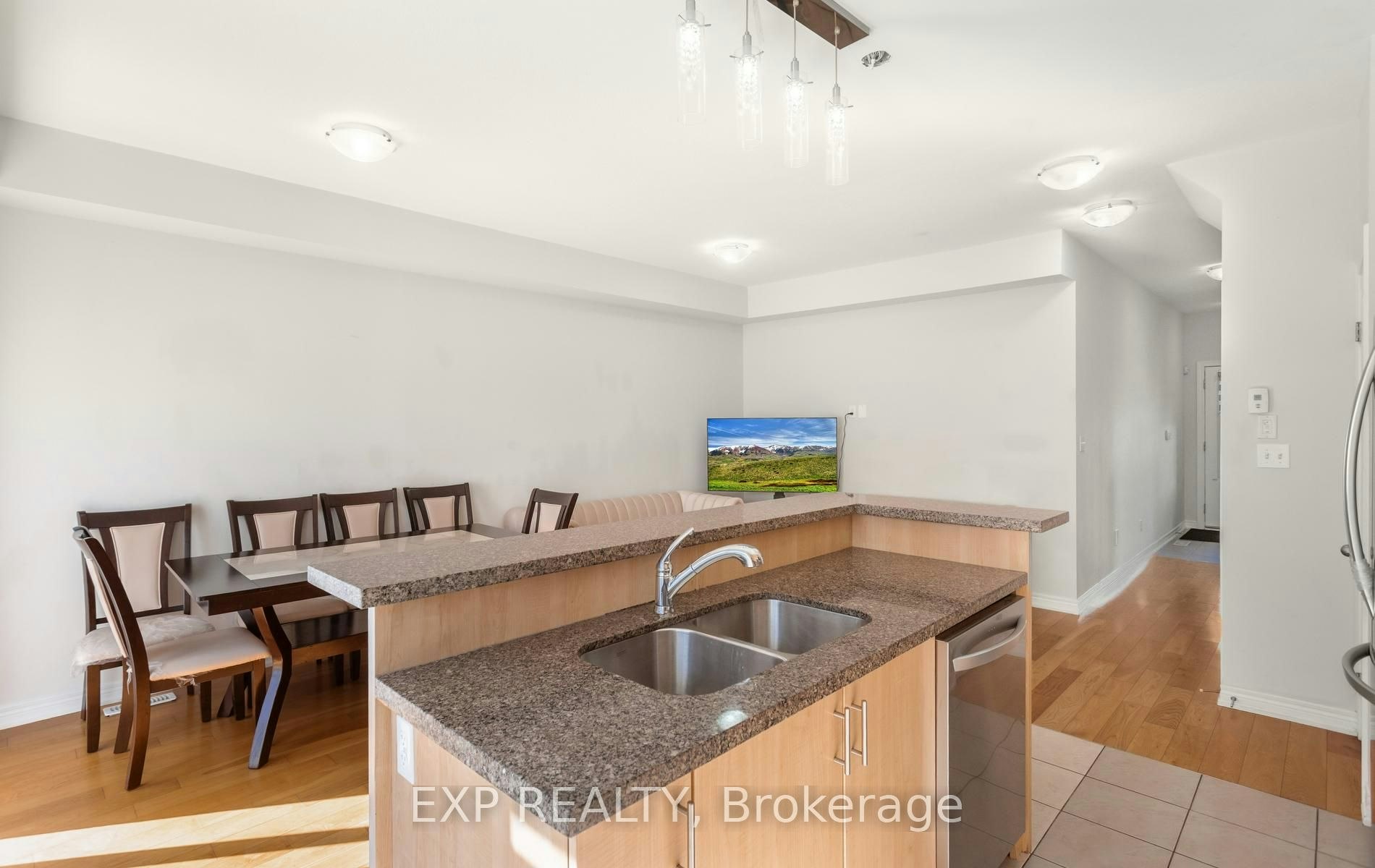 10-47 Madonna Drive W, Hamilton, ON, L9B 0H2 - 19