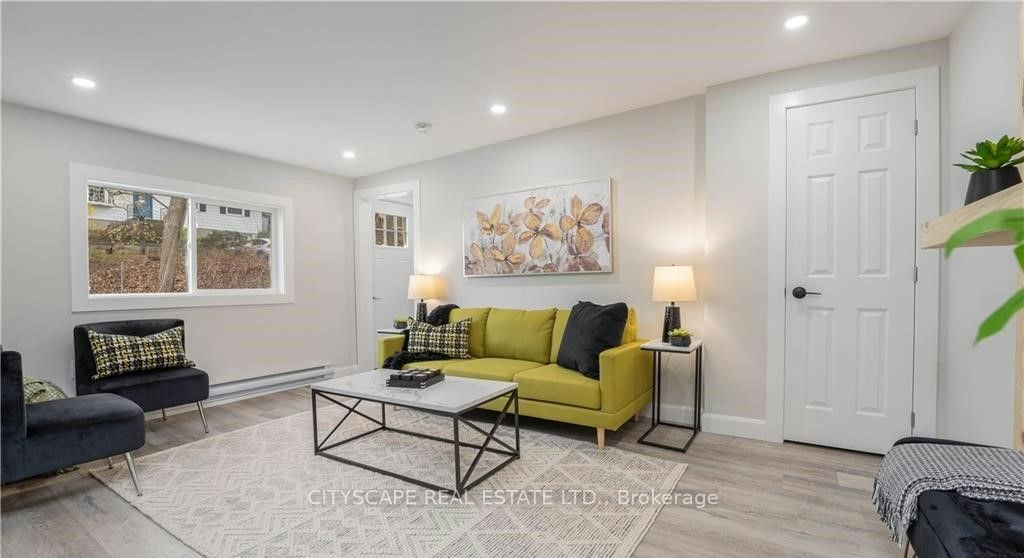 14 Mount Elgin Street, Brant, ON, N3L 1G3 - 6