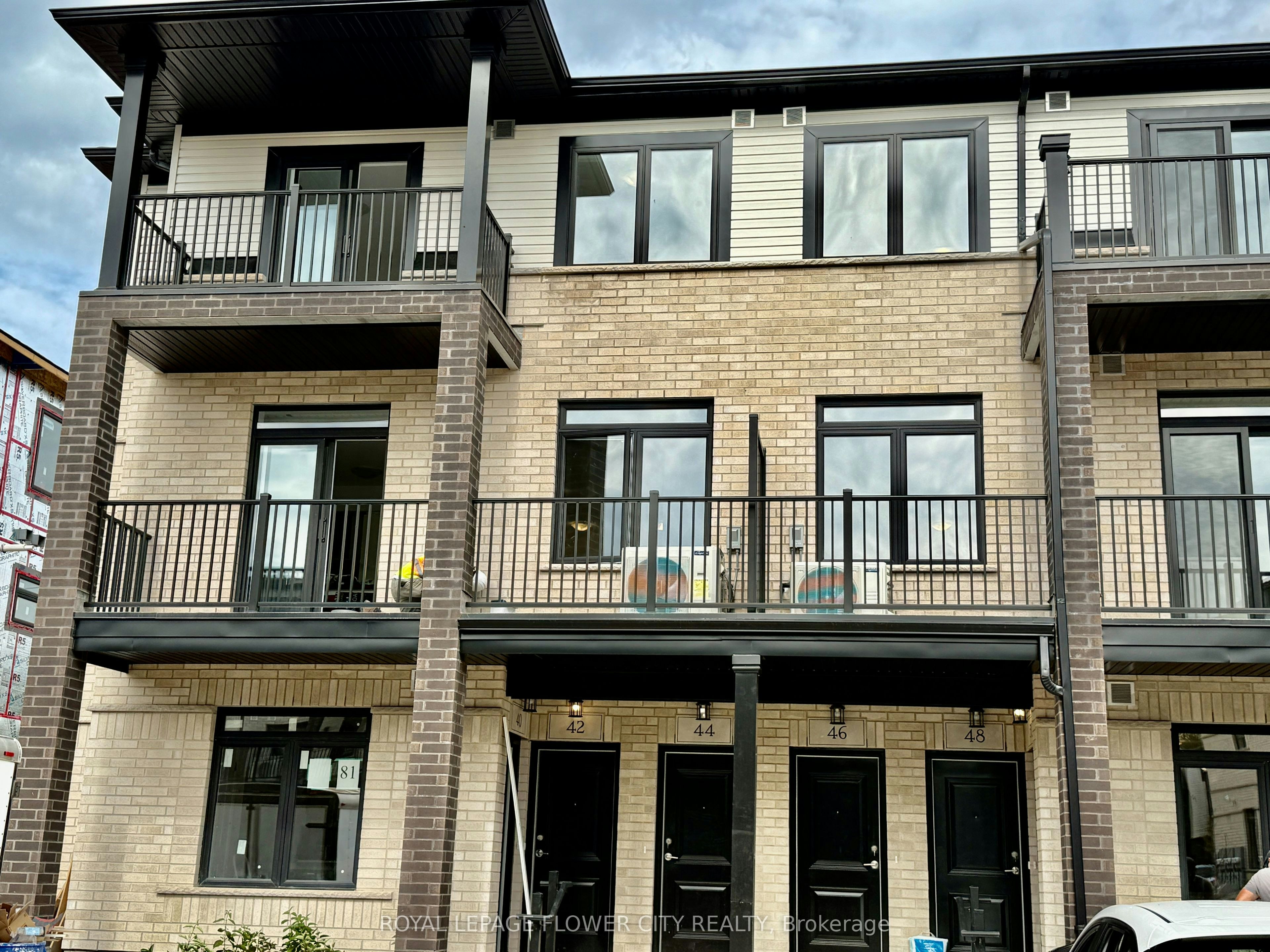 H079-44 Thatcher Drive, Guelph, ON, N1L 0R8 - 2