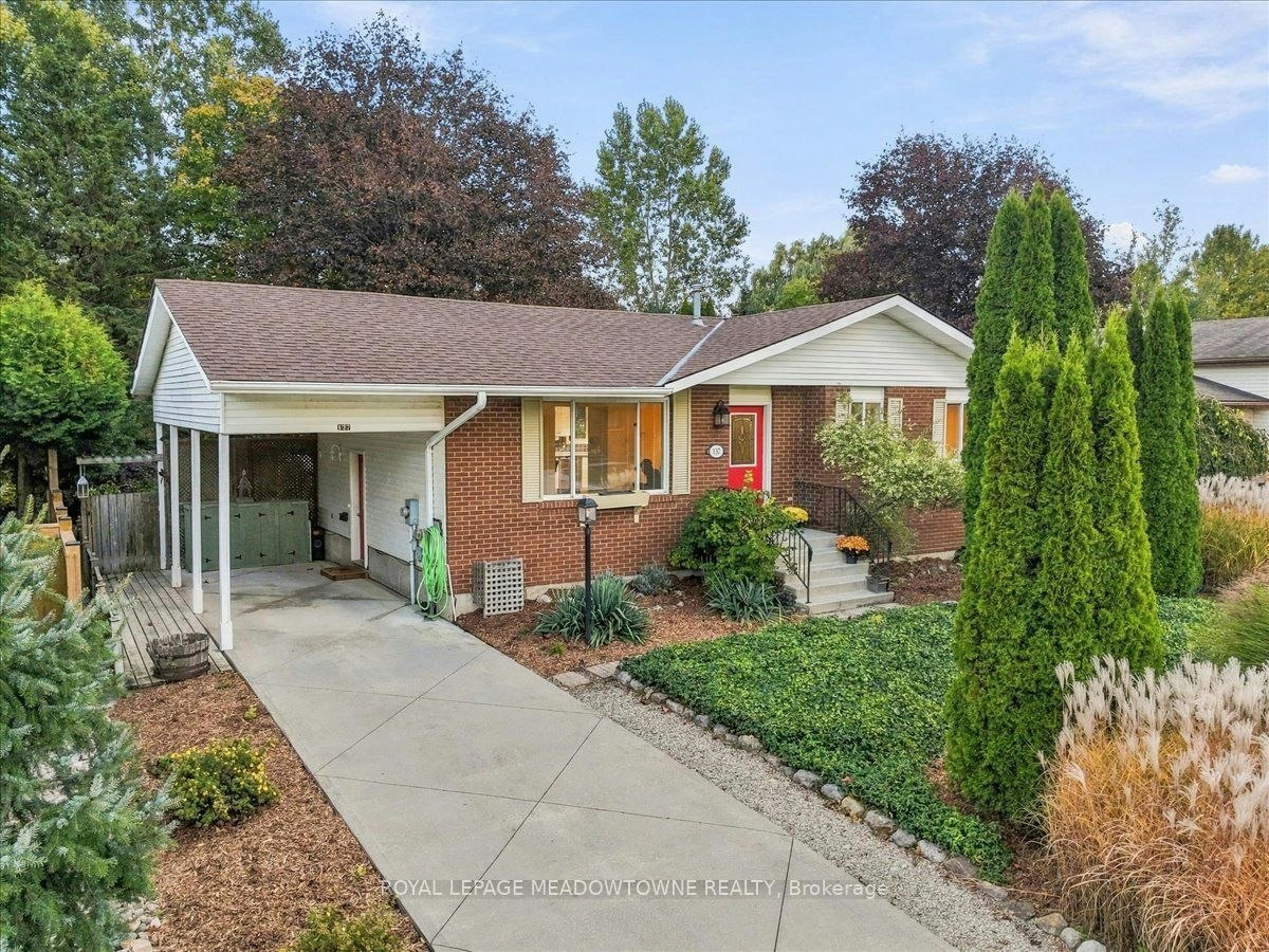 137 Orchard Drive, Blue Mountains, ON, N0H 2P0