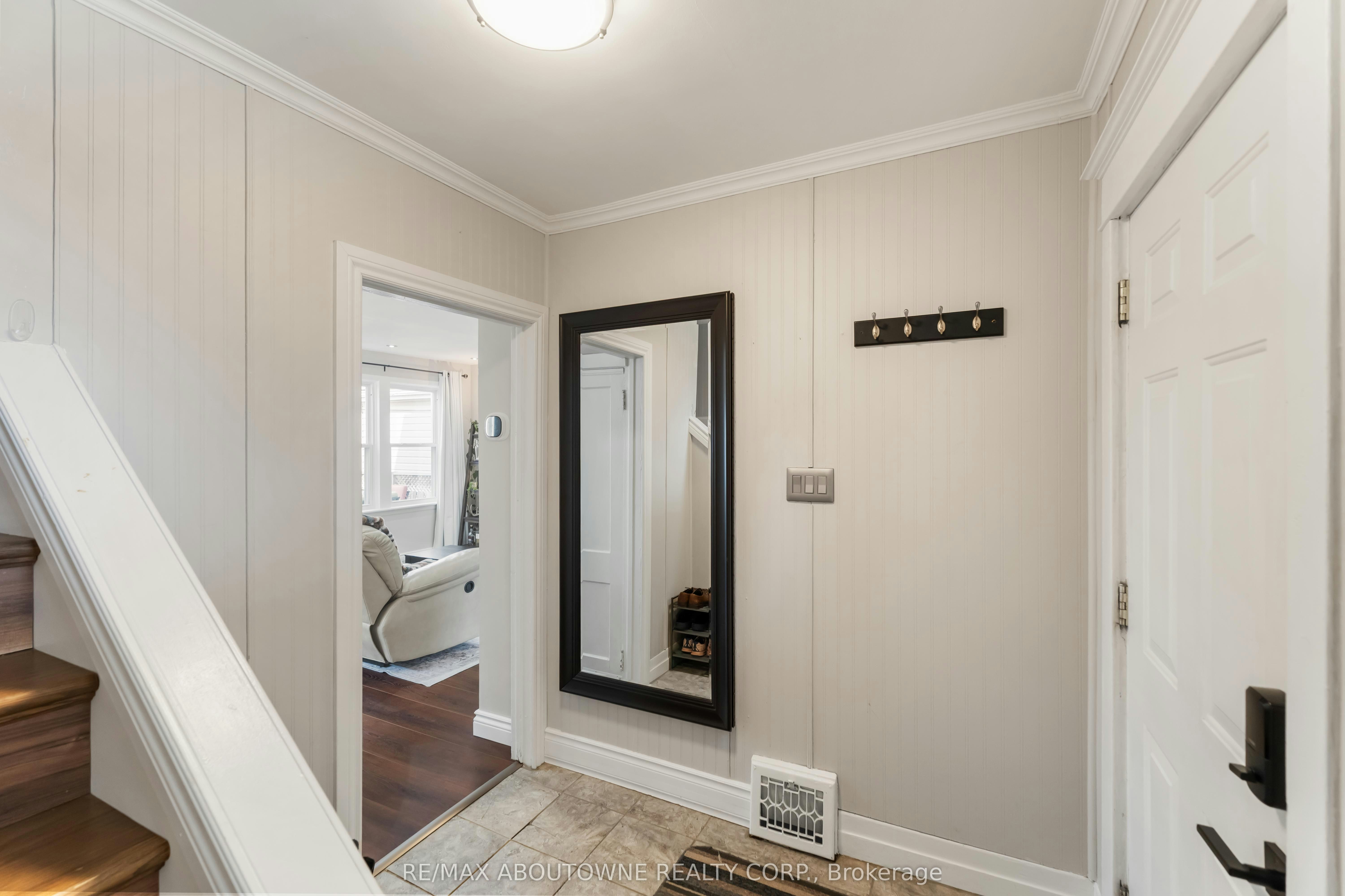 54 Weir Street S, Hamilton, ON, L8K 3A4 - 6