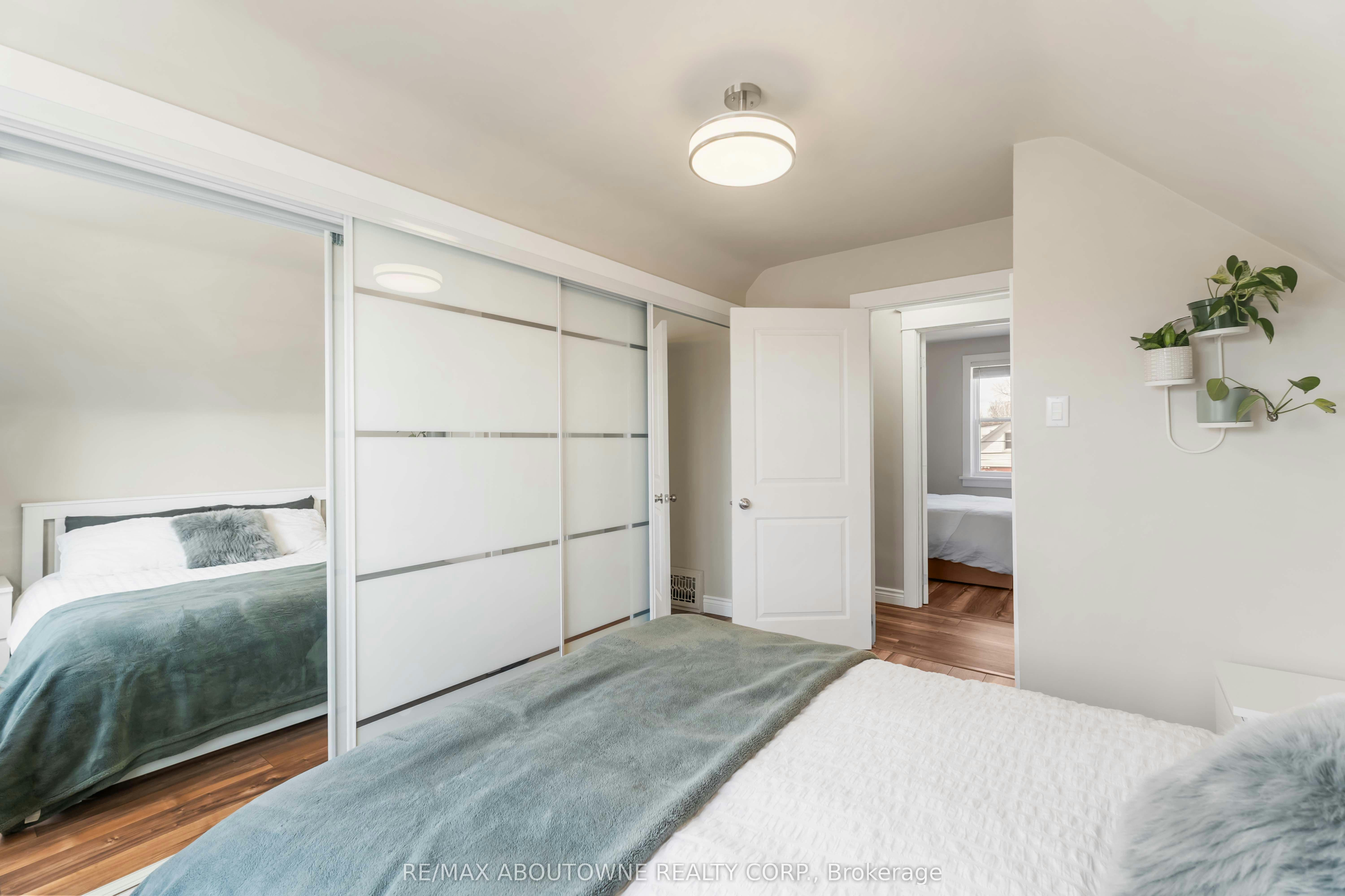 54 Weir Street S, Hamilton, ON, L8K 3A4 - 20