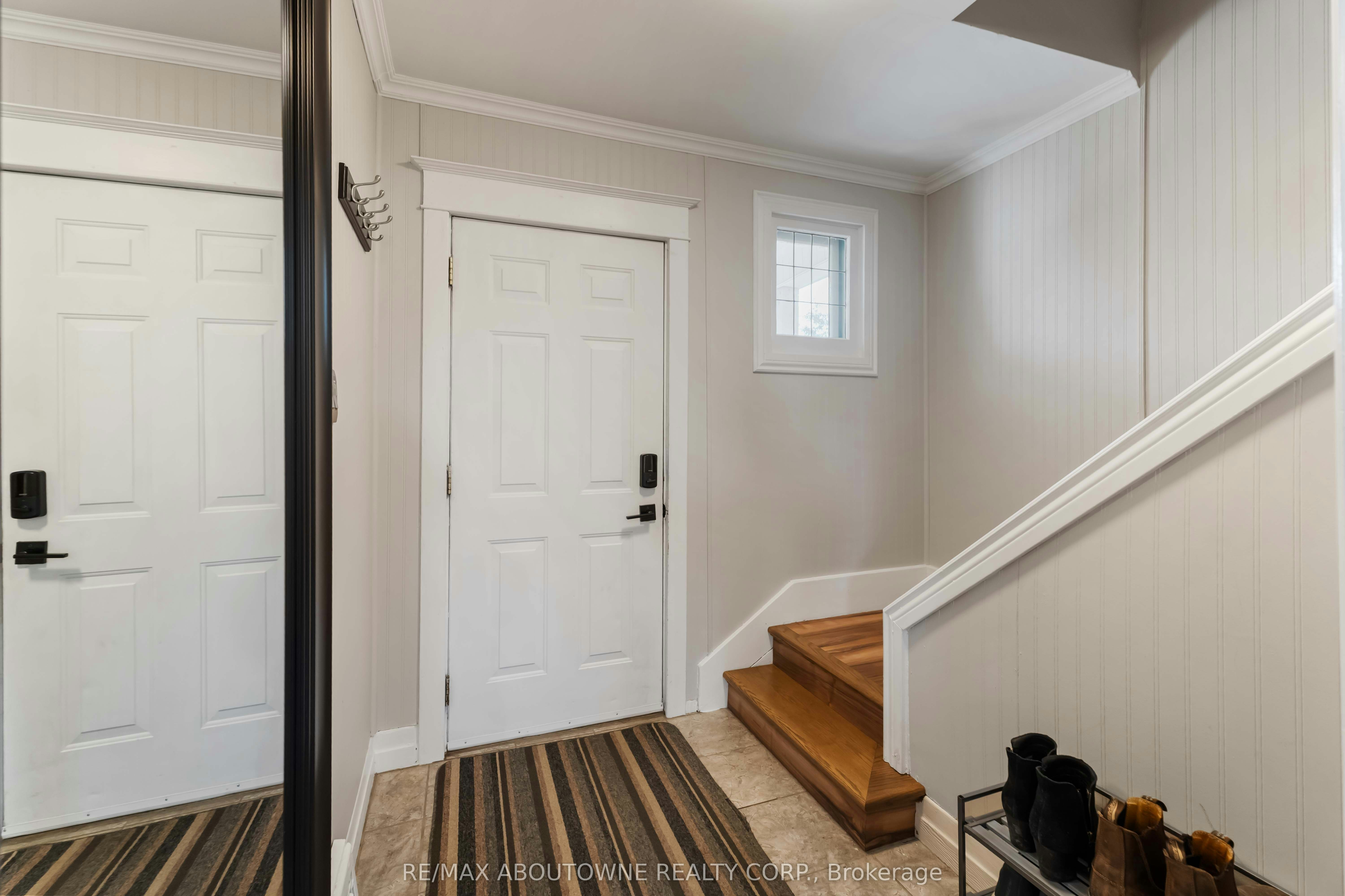 54 Weir Street S, Hamilton, ON, L8K 3A4 - 3