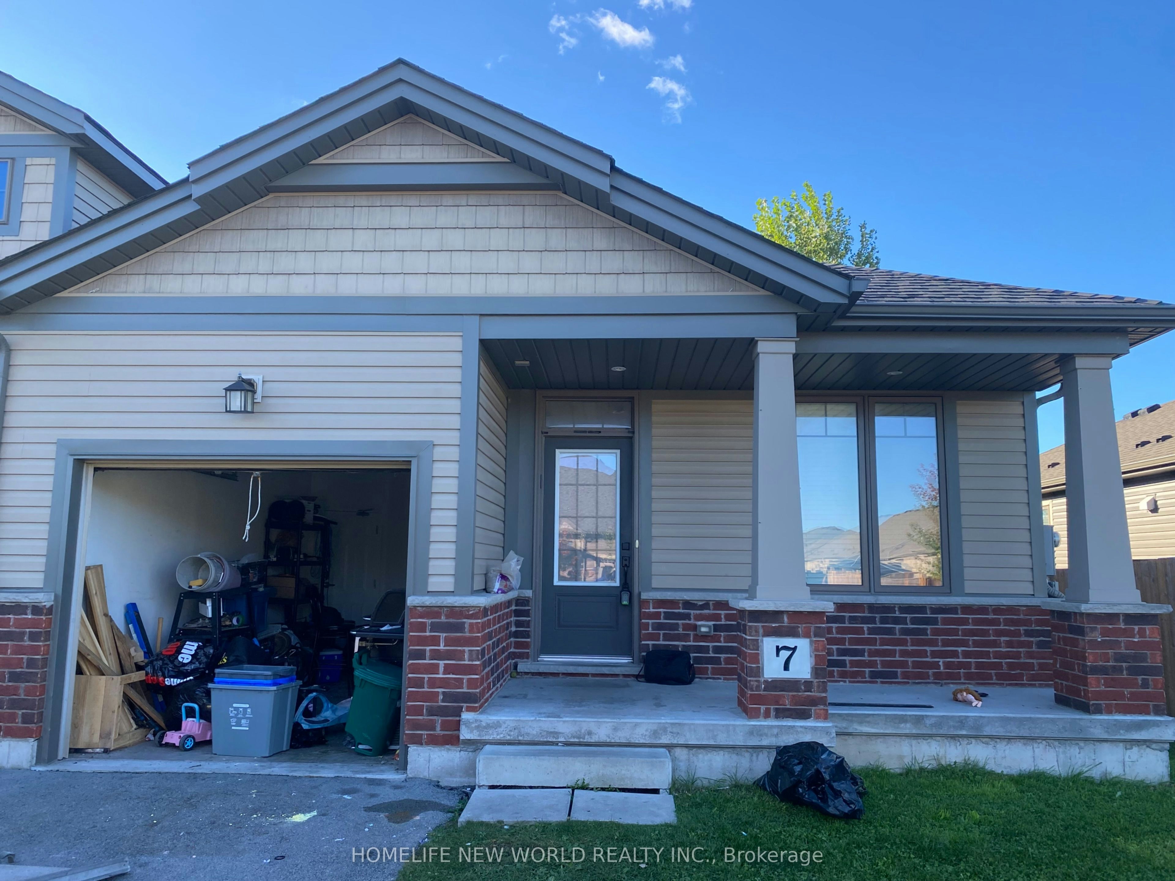 7 Ellis Avenue, St. Catharines, ON, L2P 0E6