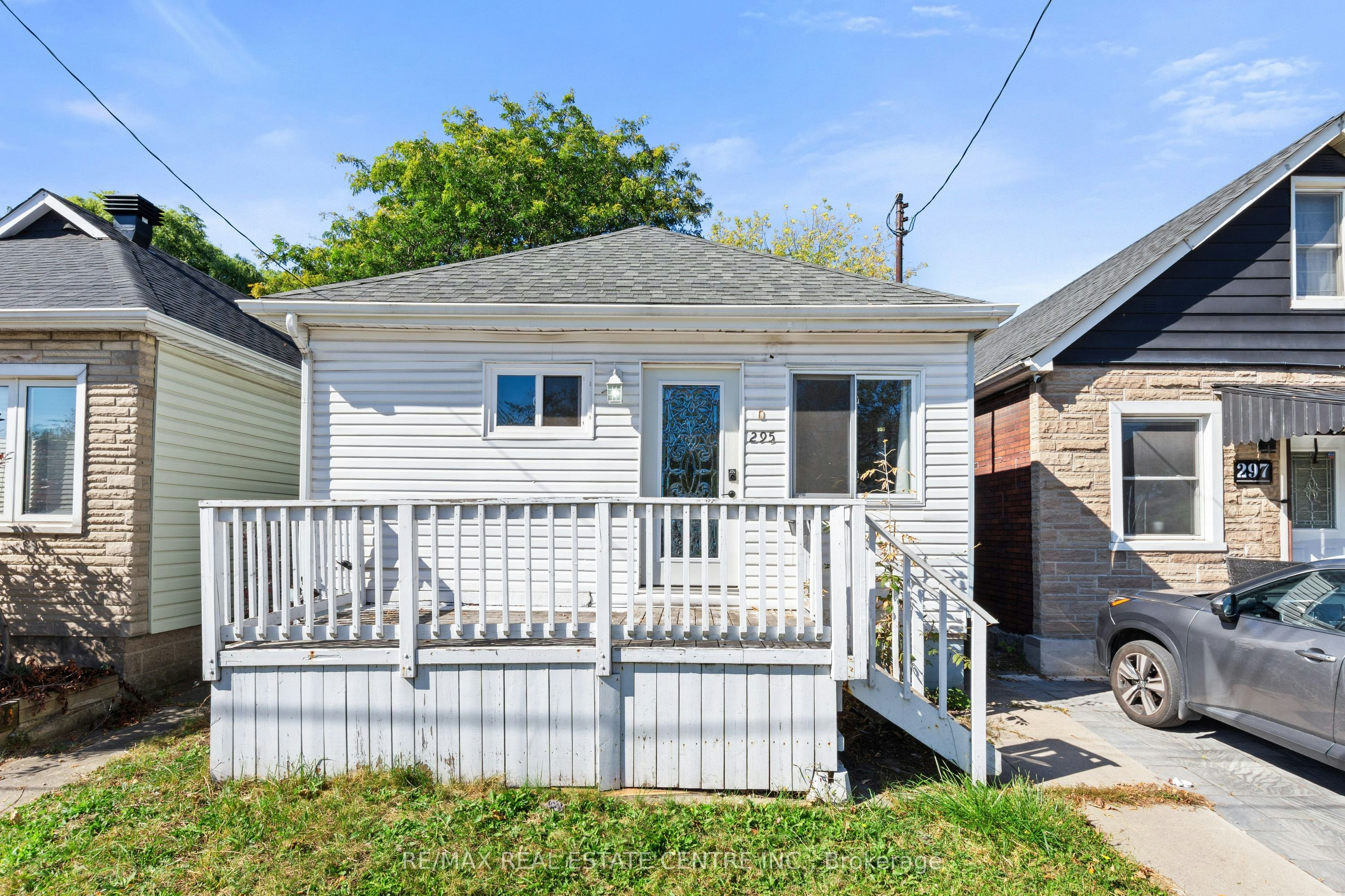 295 Strathearn Avenue, Hamilton, ON, L8H 5K8