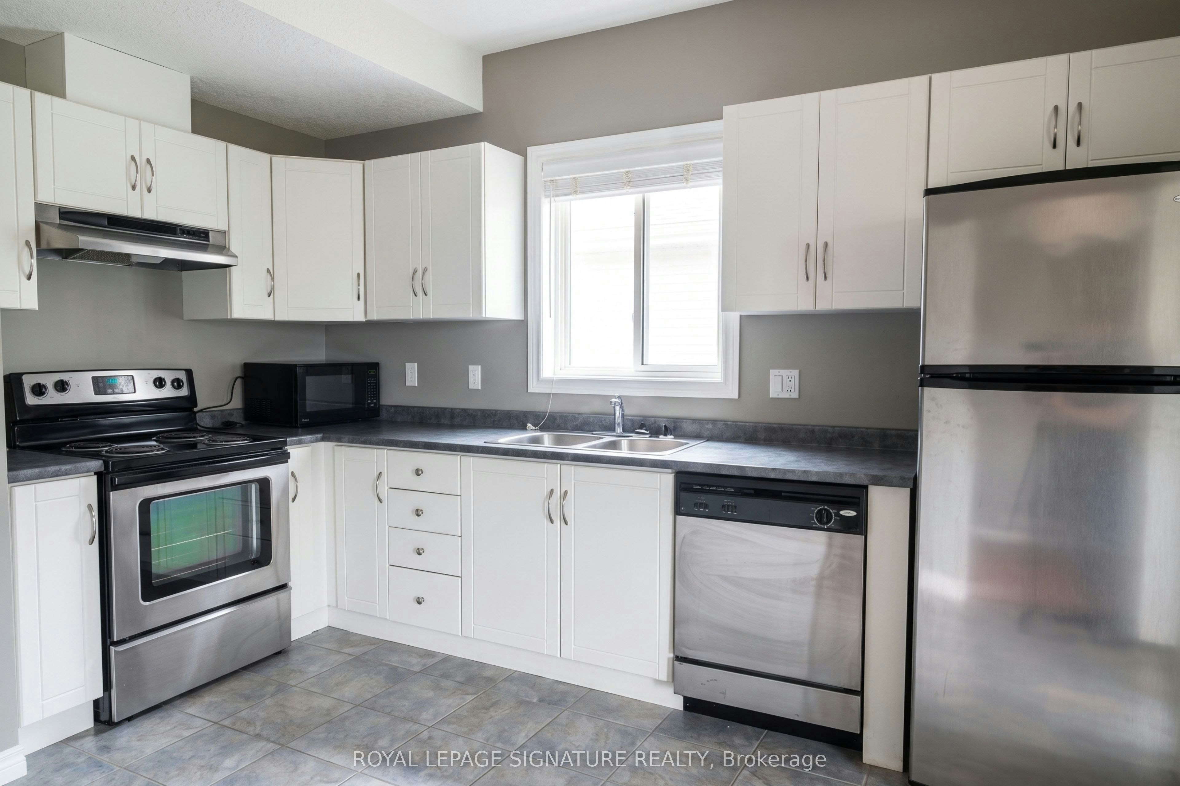 Main Level-654 St David Street, Centre Wellington, ON, N1M 2X3 - 4