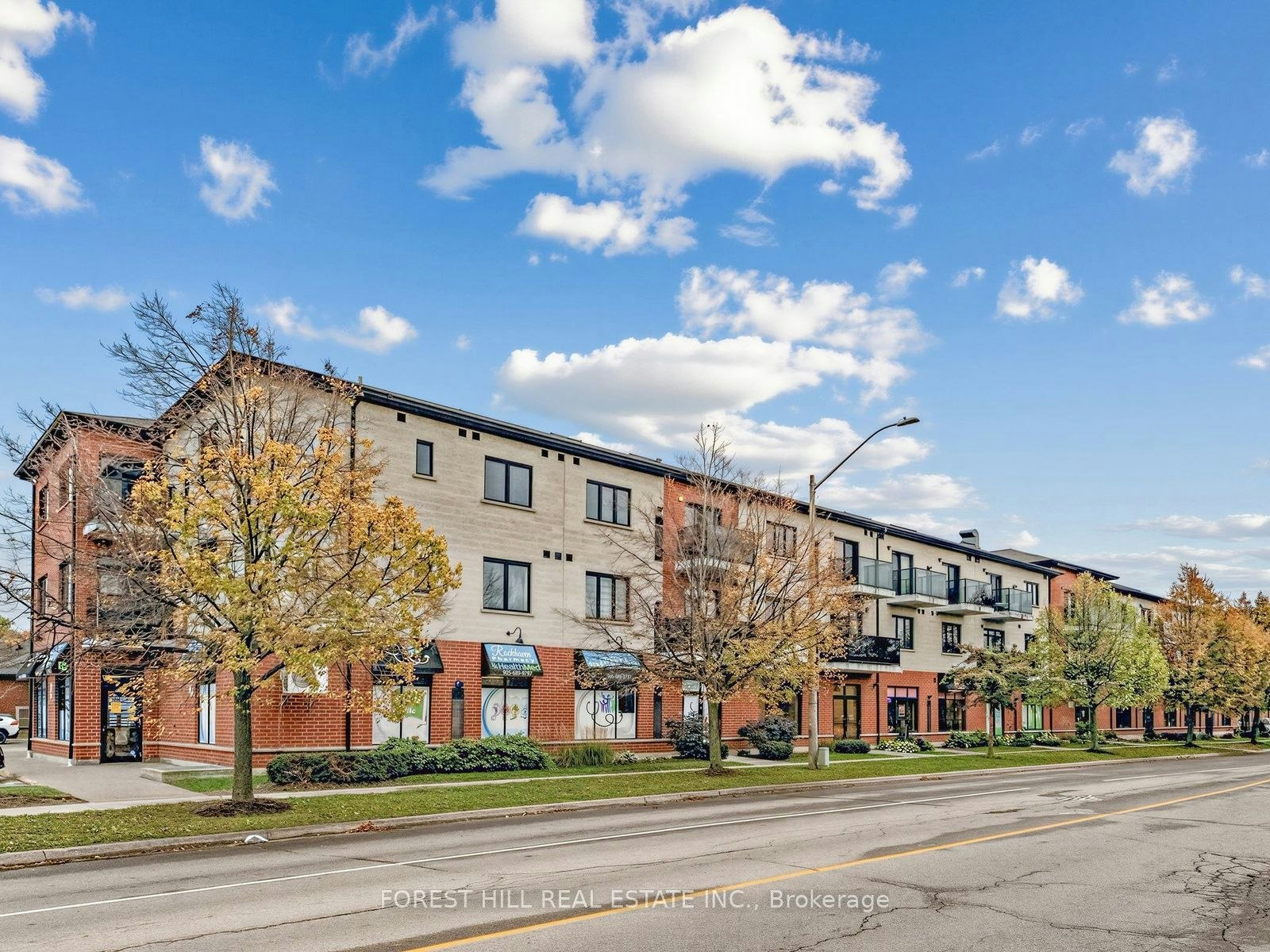 313-170 Rockhaven Lane, Hamilton, ON, L8B 1B5