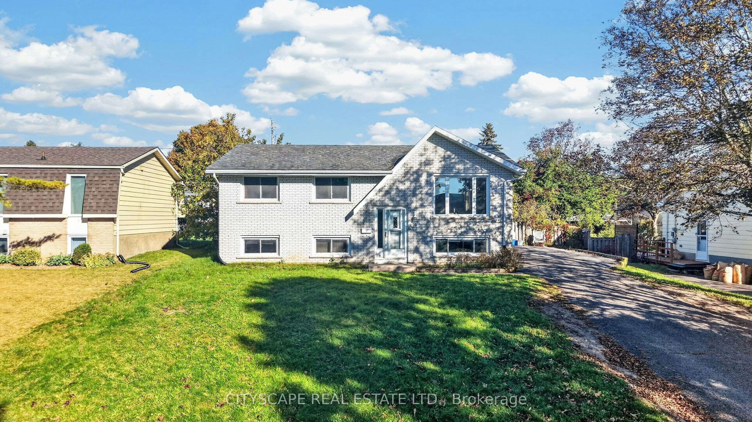 39 Huff Avenue, Loyalist, ON, K7N 1S5