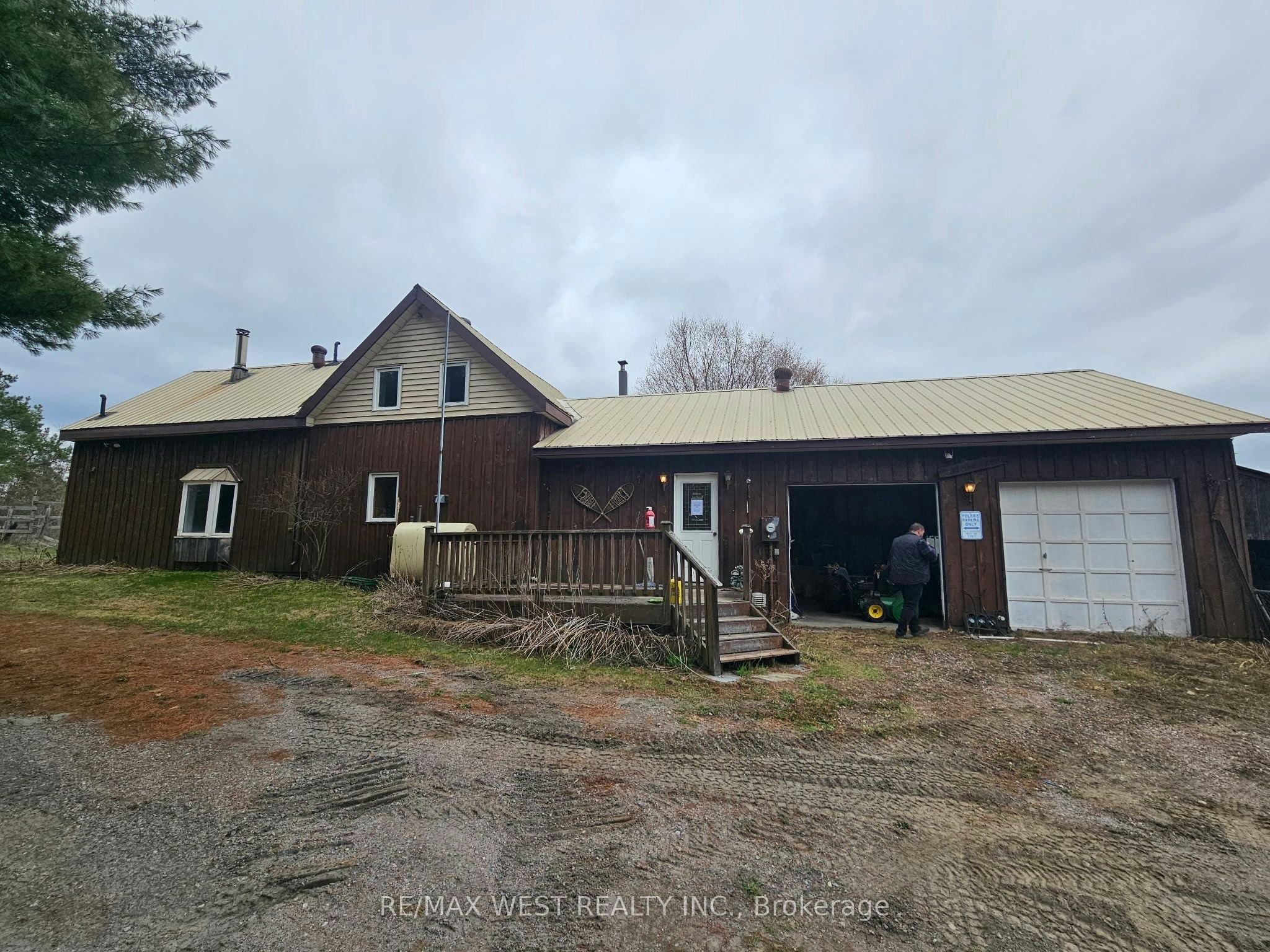 740 Lower Turriff Road, Bancroft, ON, K0L 2L0