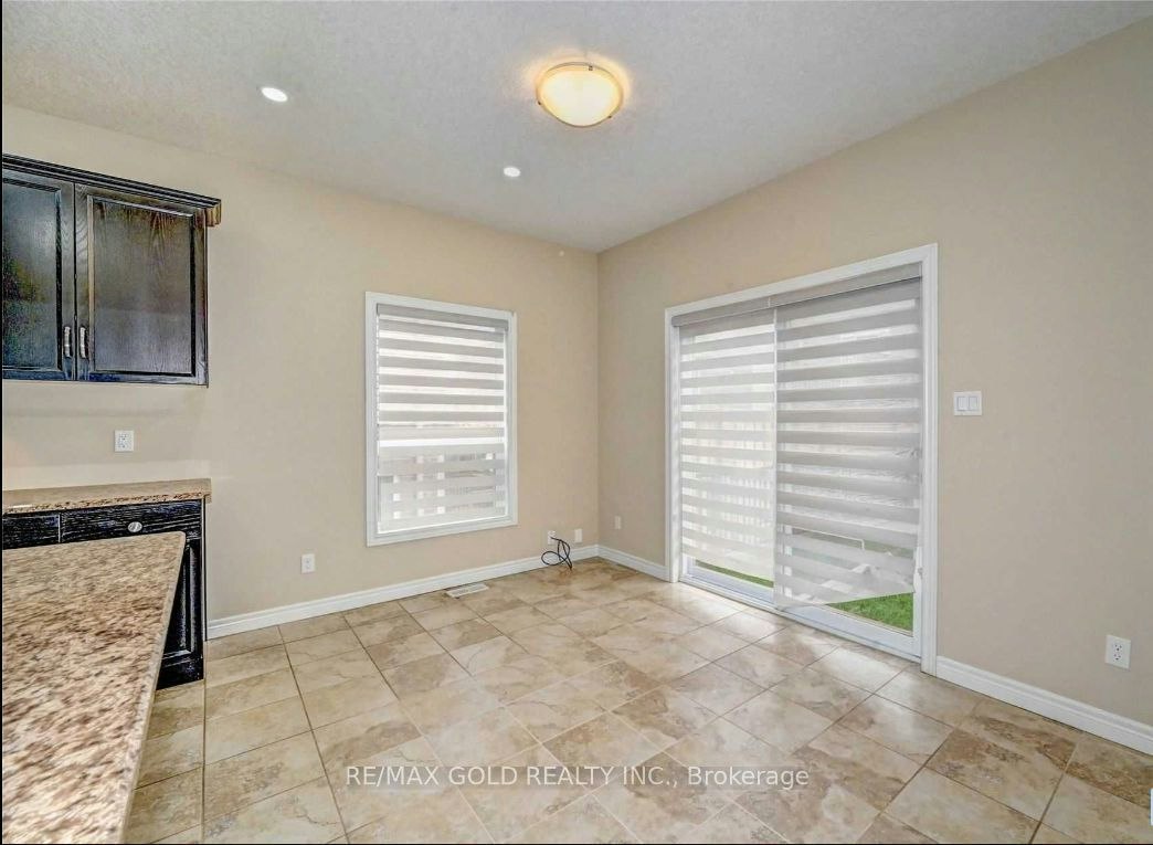 Upper-400 Wild Calla Street, Waterloo, ON, N2V 0B5 - 5