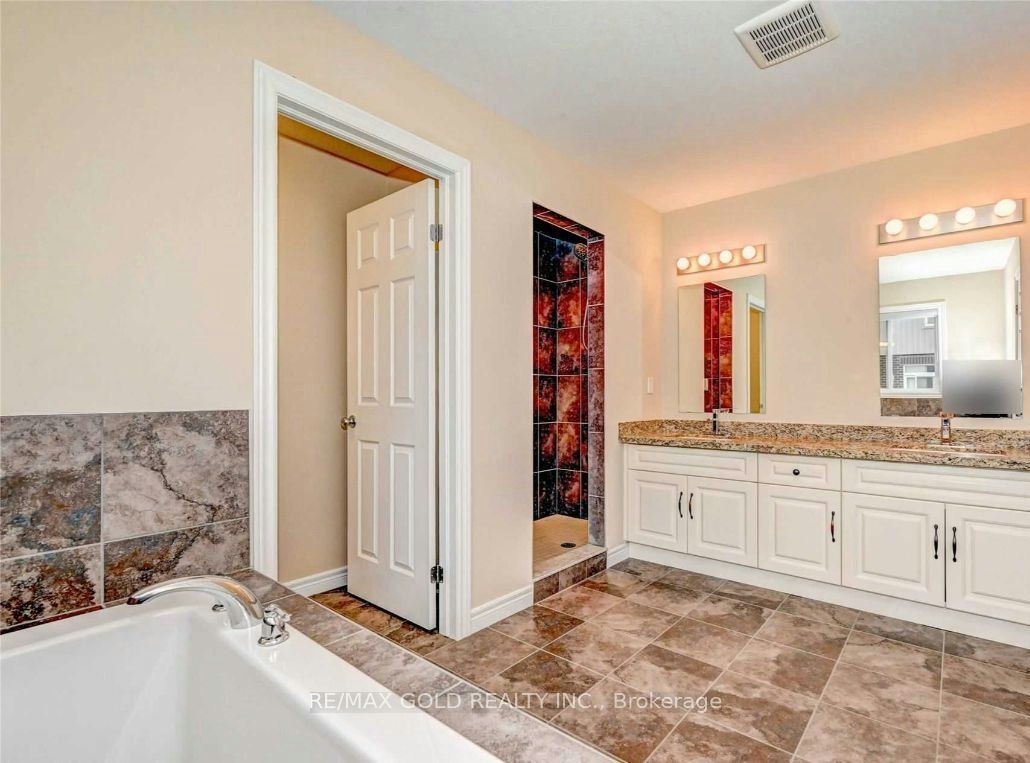 Upper-400 Wild Calla Street, Waterloo, ON, N2V 0B5 - 18