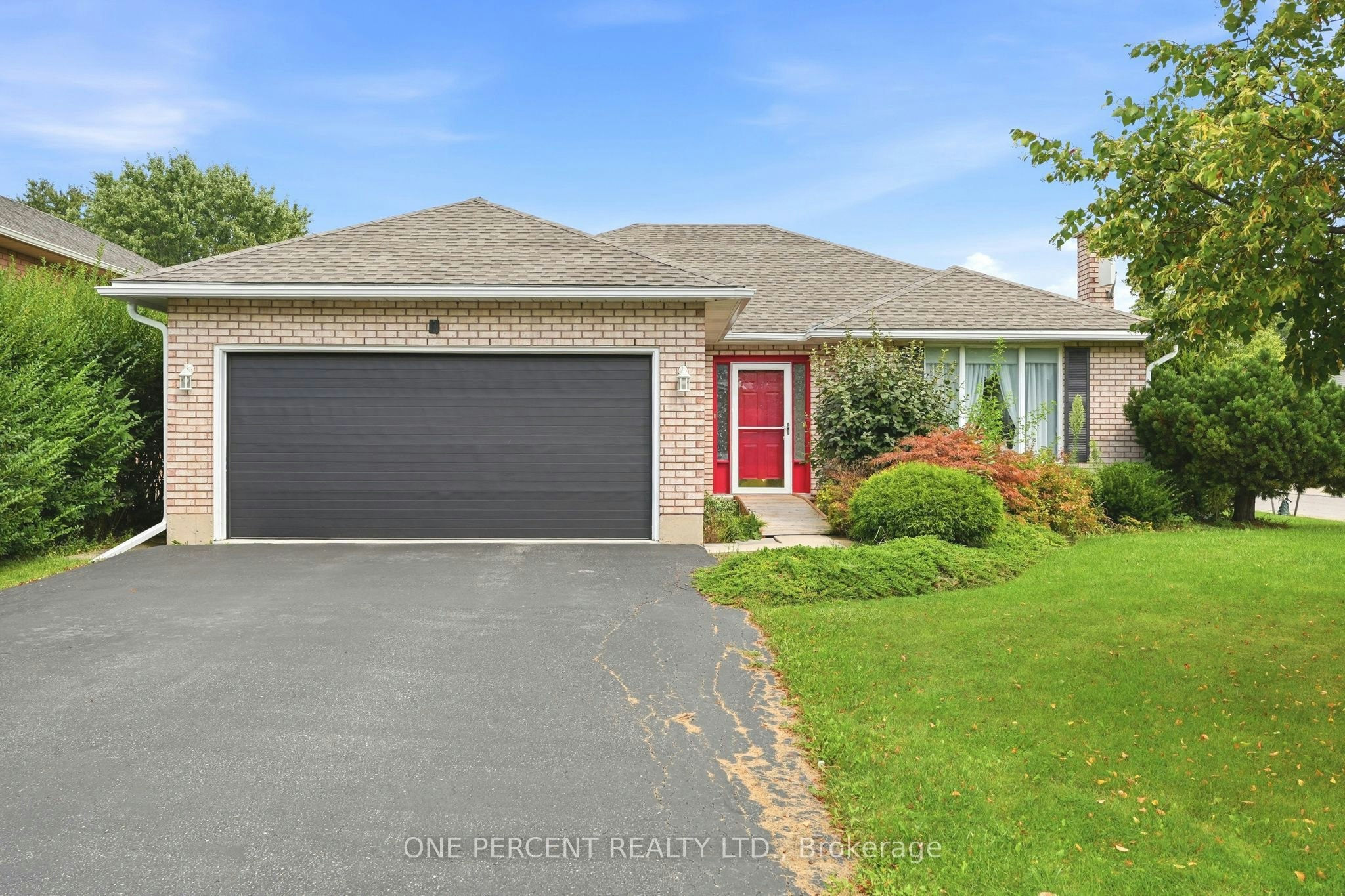 9 Country Club Road, Cayuga, ON, N0A 1E0