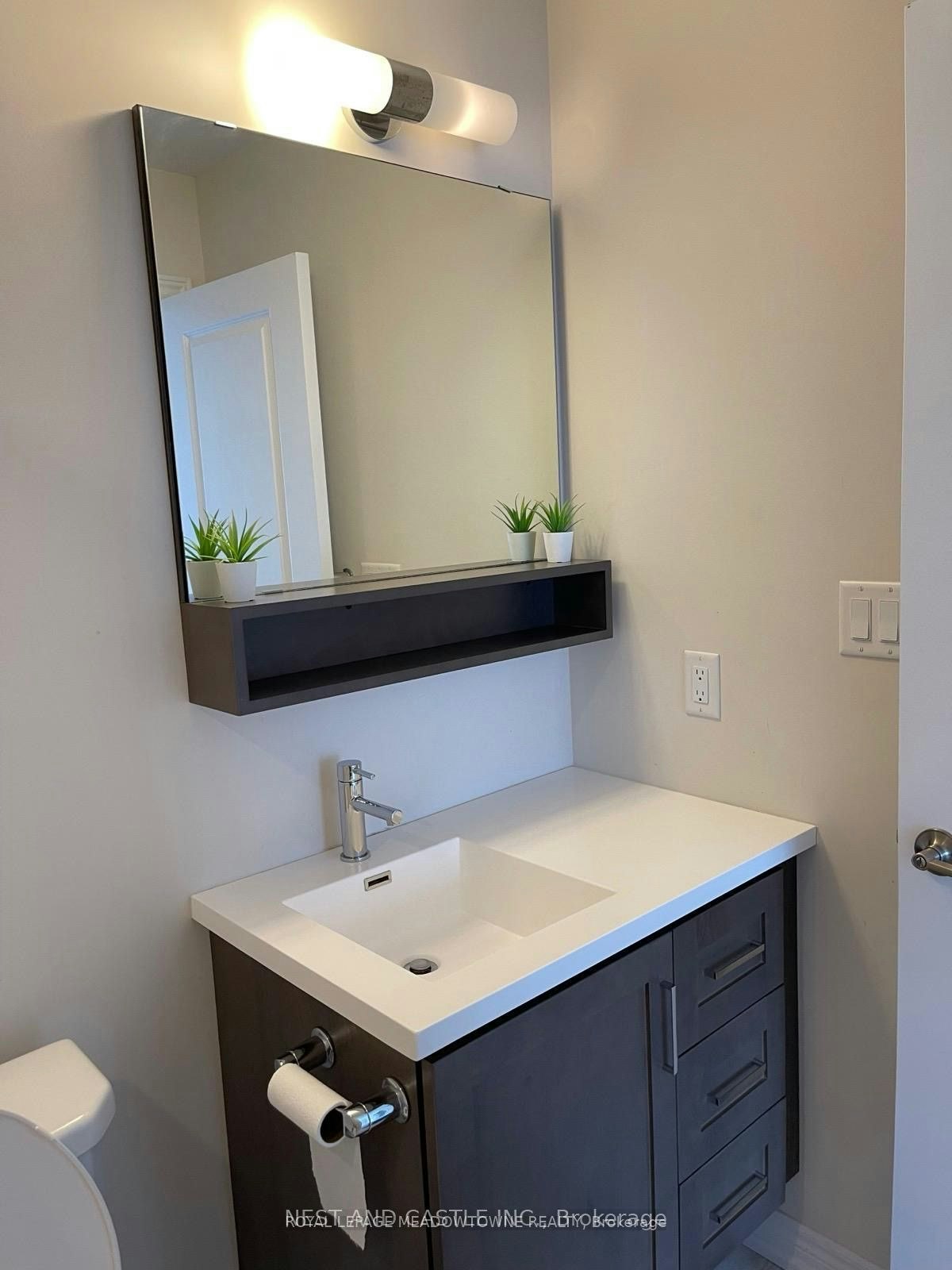 132 (Upper)-1890 Rymal Road E, Hamilton, ON, L0R 1P0 - 10
