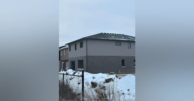 5 Wilson Court, Thorold, ON, L2V 4Z8 - 2