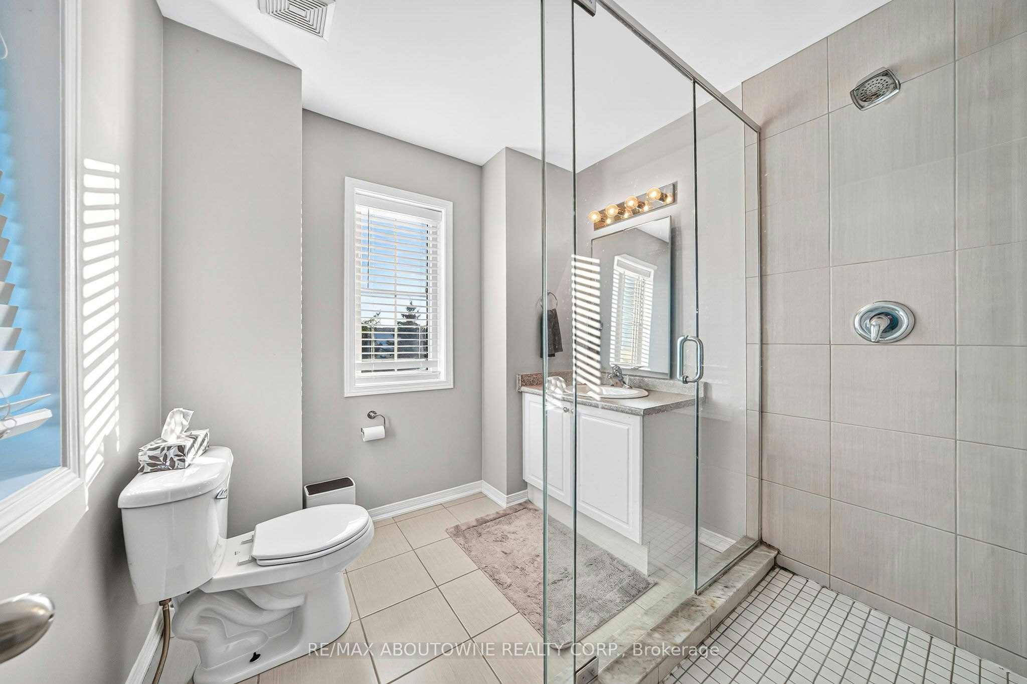 21-170 Palacebeach Trail, Hamilton, ON, L8E 0H2 - 19