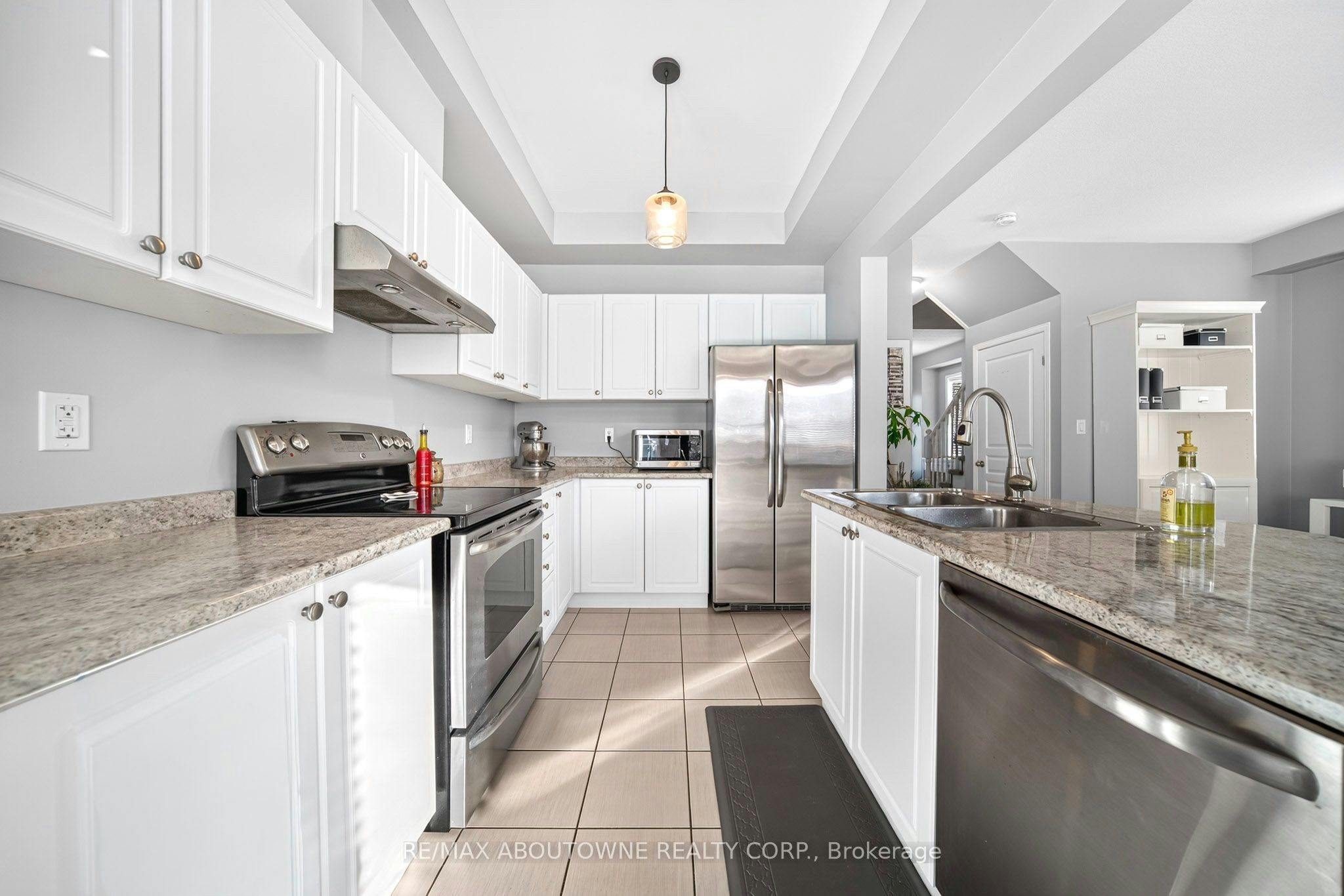 21-170 Palacebeach Trail, Hamilton, ON, L8E 0H2 - 10