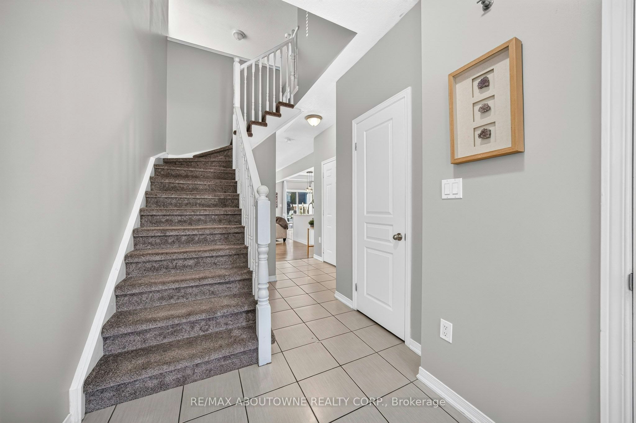 21-170 Palacebeach Trail, Hamilton, ON, L8E 0H2 3