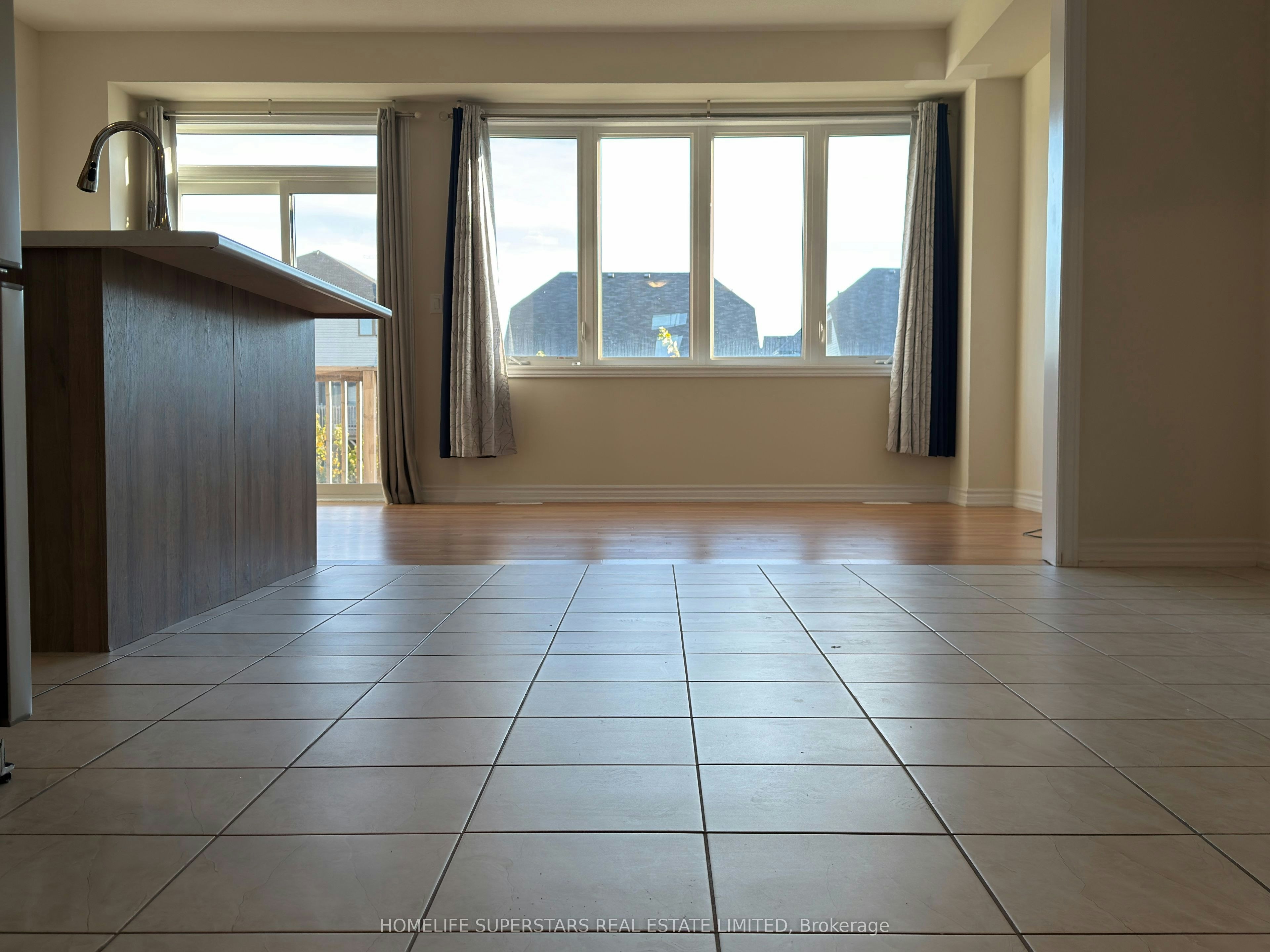 349 Vanilla Trail, Thorold, ON, L2V 0L2 - 3