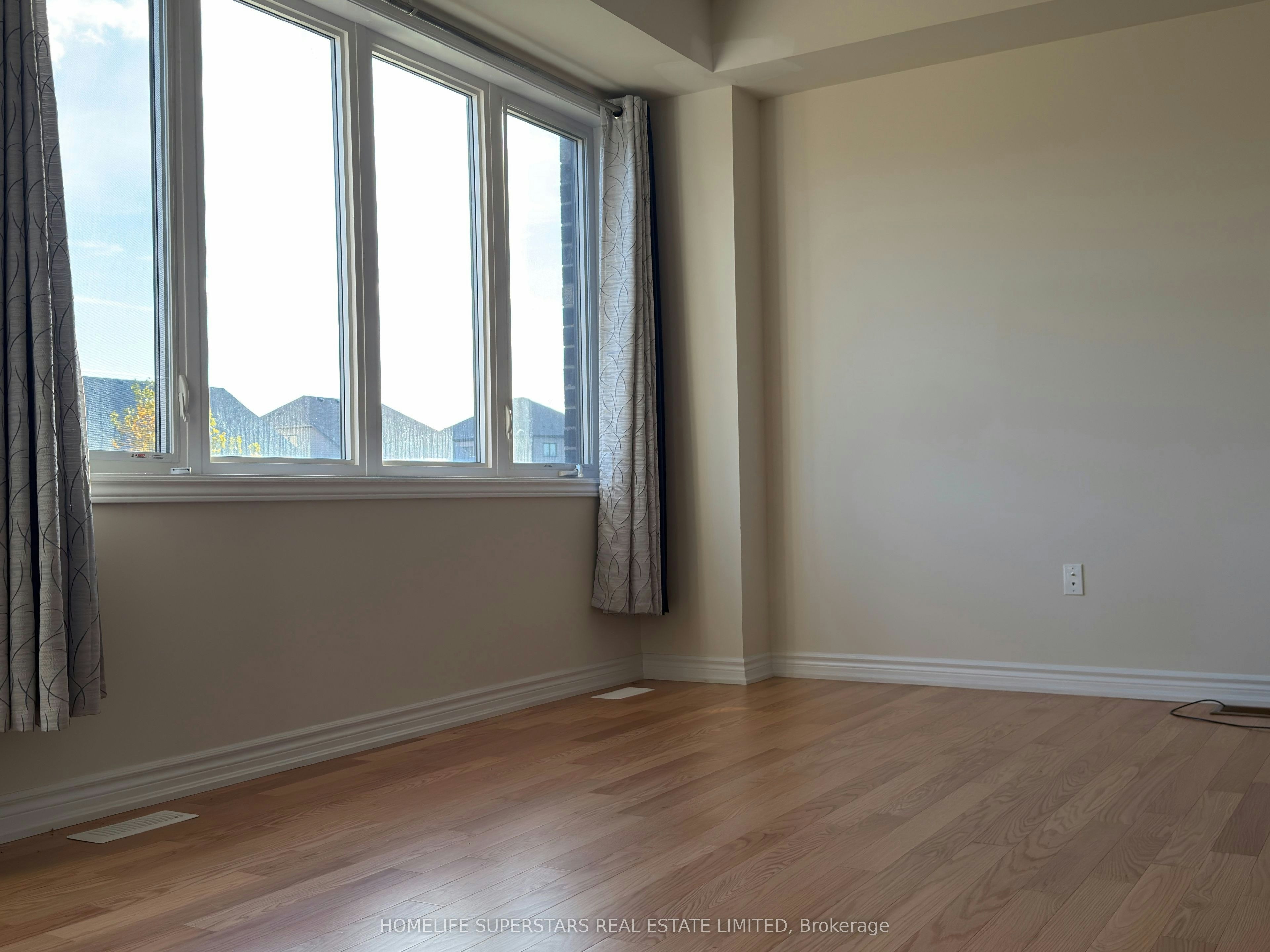349 Vanilla Trail, Thorold, ON, L2V 0L2 - 26