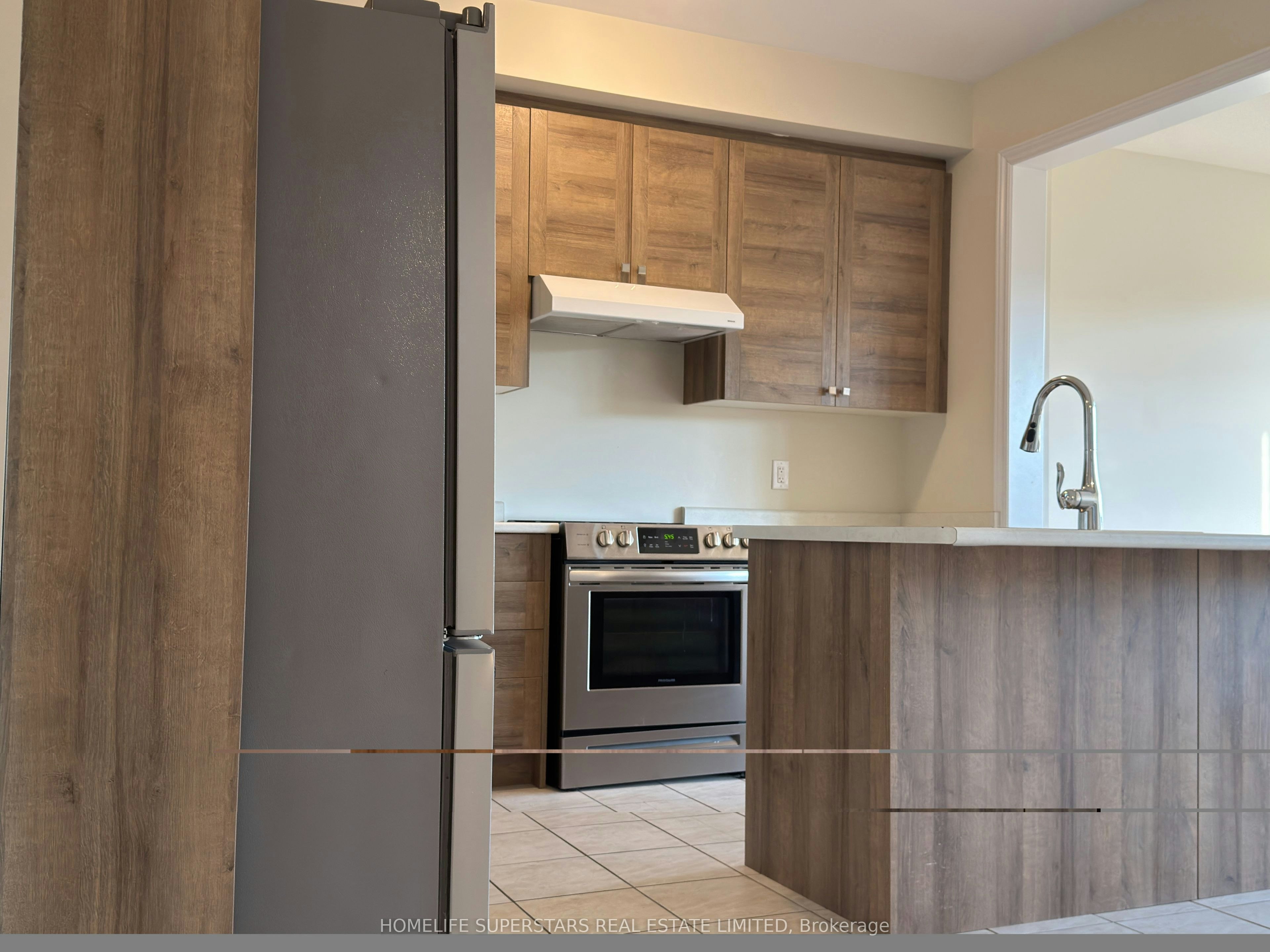 349 Vanilla Trail, Thorold, ON, L2V 0L2 - 6
