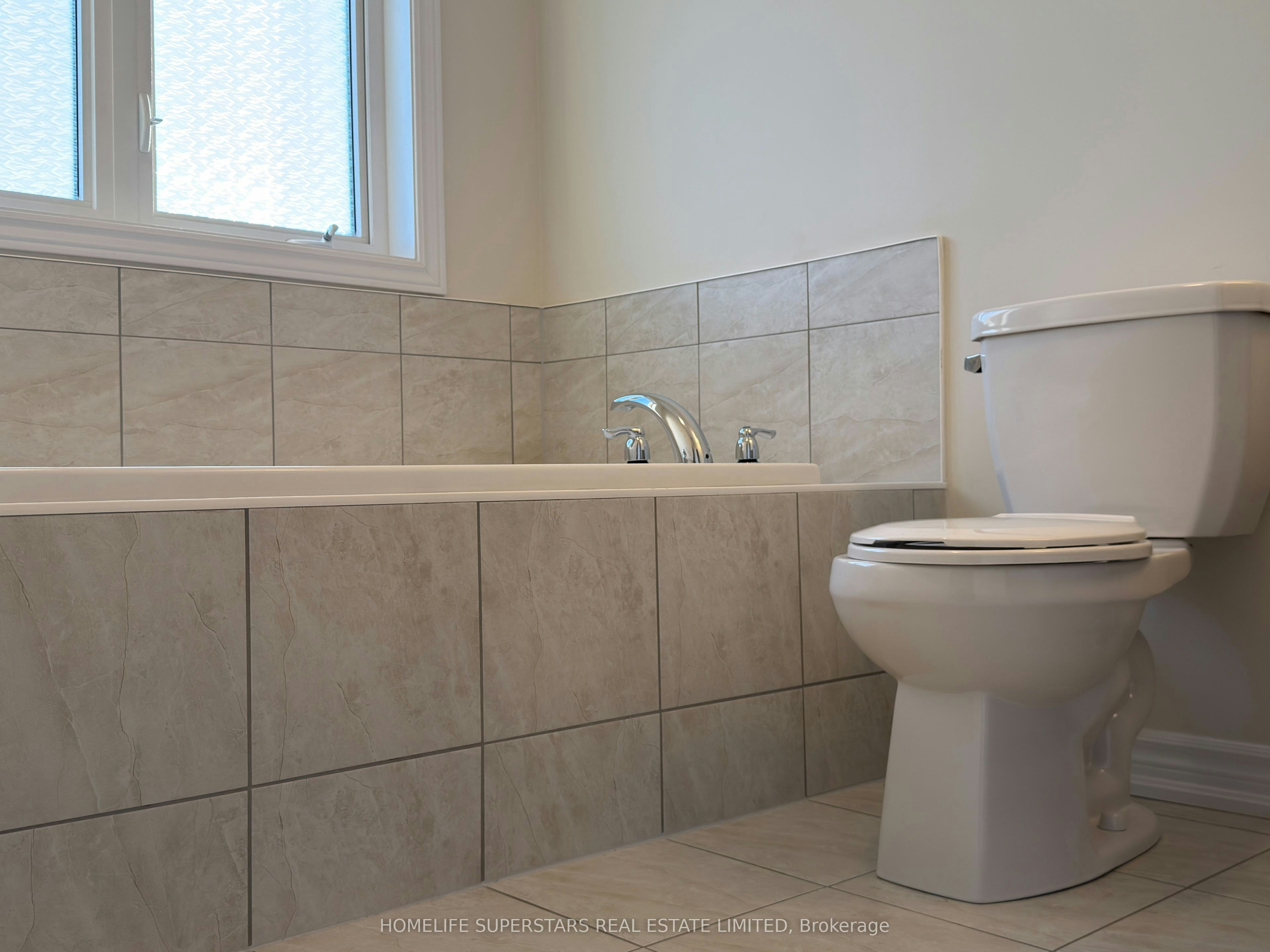 349 Vanilla Trail, Thorold, ON, L2V 0L2 - 10