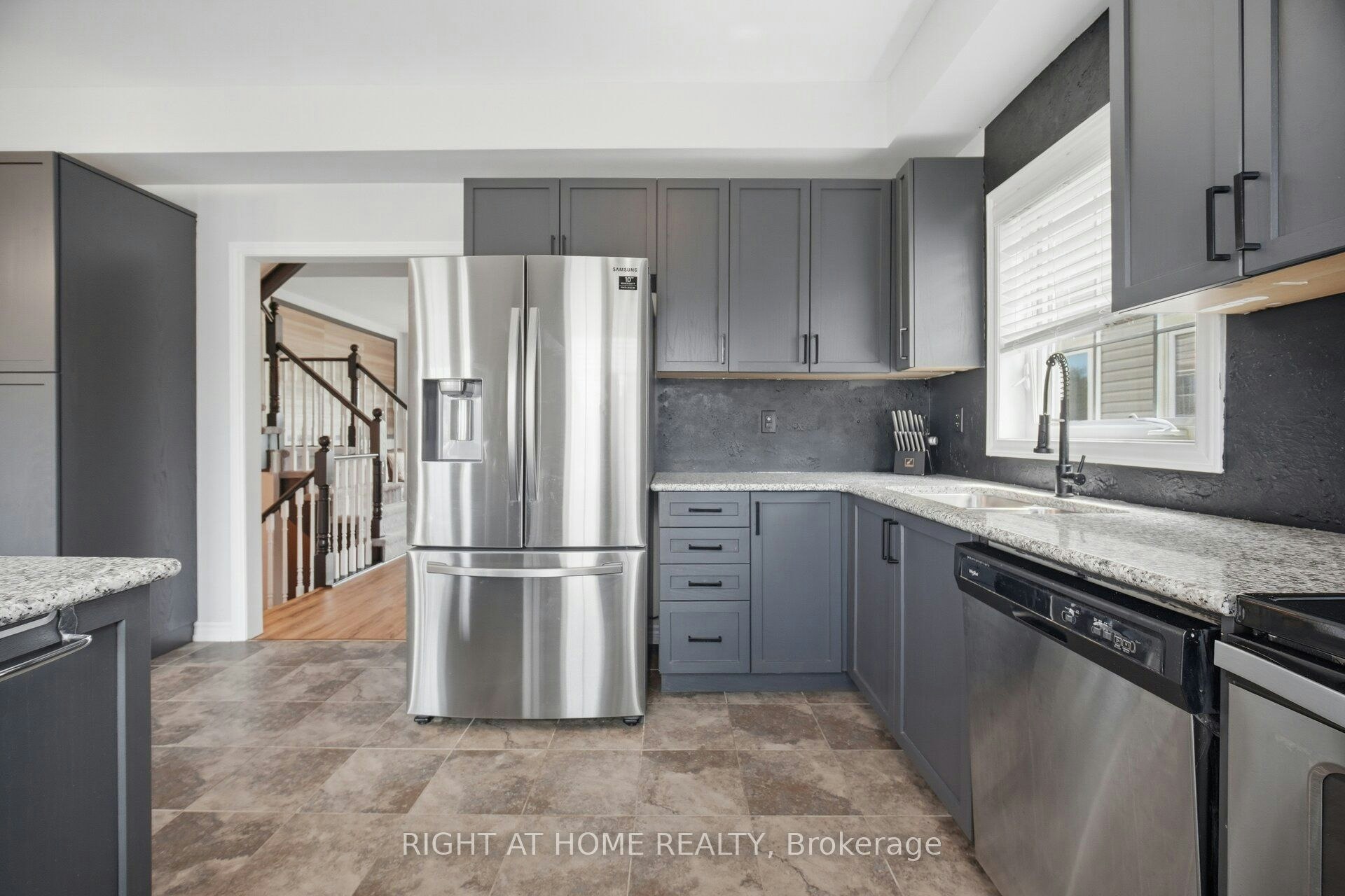73-88 Decorso Drive, Guelph, ON, N1L 0A1 - 9