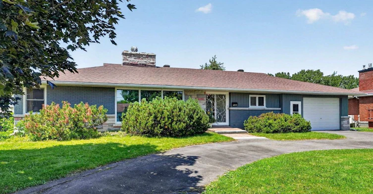1215 Princess Street, Cornwall, ON, K6J 1S2 - 2