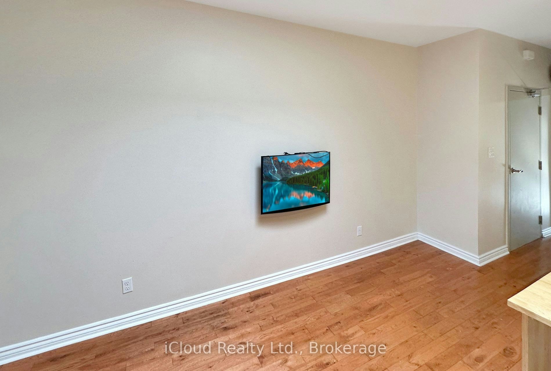 1-67 King Street W, Hamilton, ON, L9H 1T5 - 3