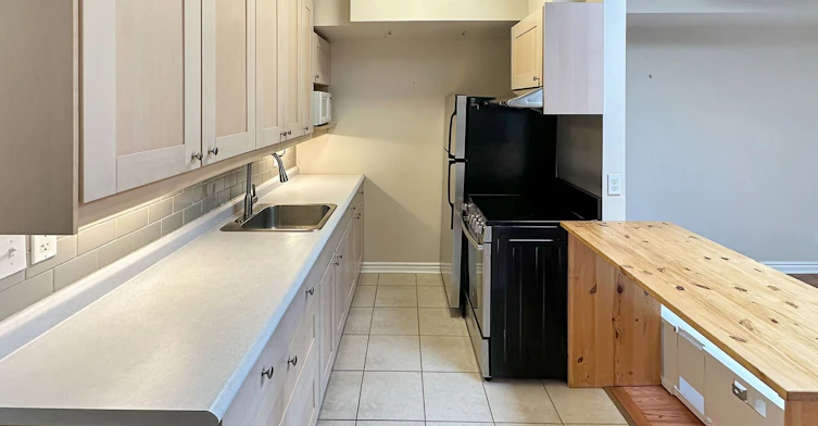1-67 King Street W, Hamilton, ON, L9H 1T5 - 4