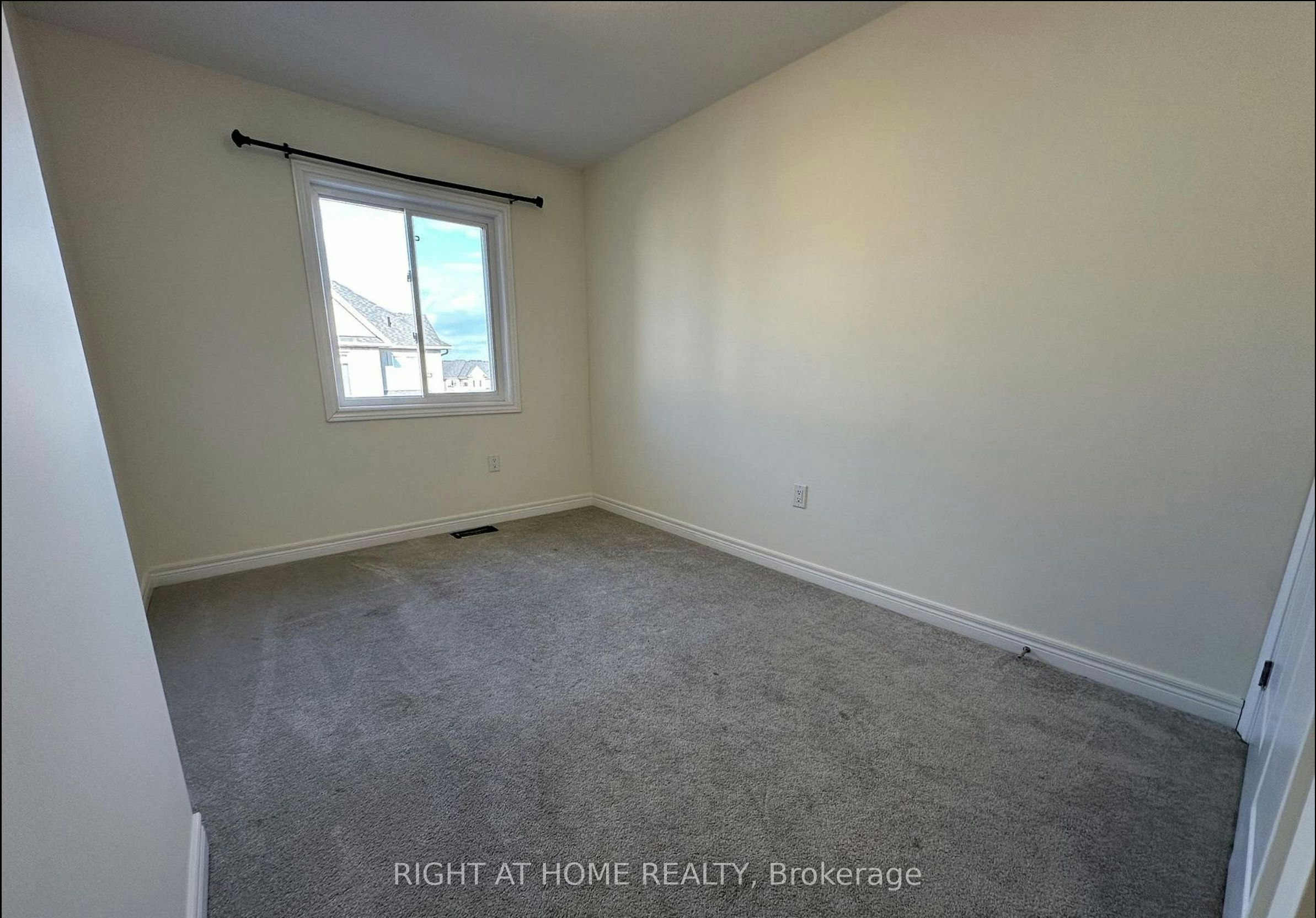 22-40 Zinfandel Drive, Hamilton, ON, L8E 0L1 - 22