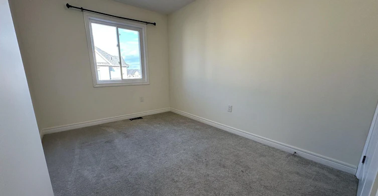 22-40 Zinfandel Drive, Hamilton, ON, L8E 0L1 - 22