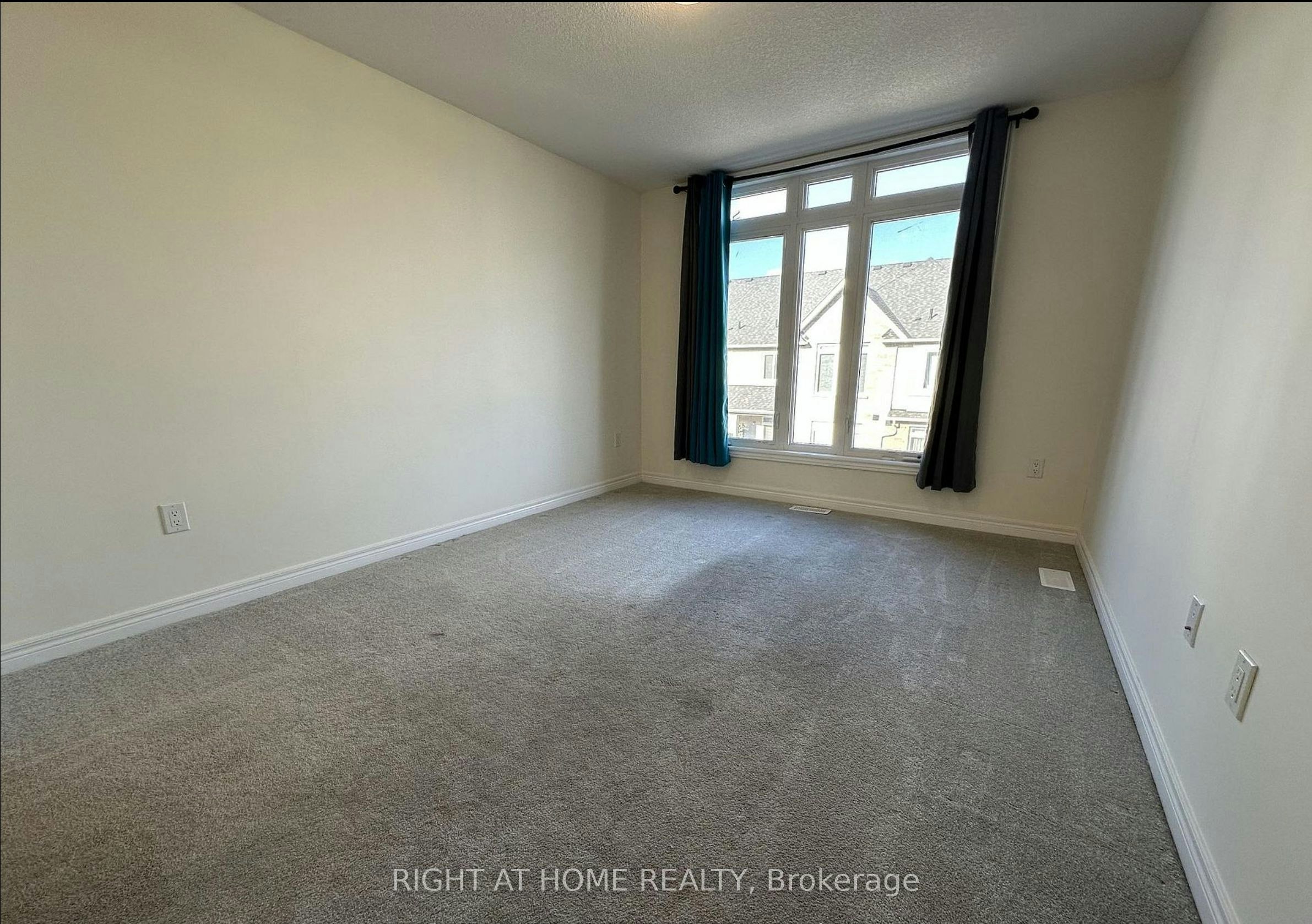 22-40 Zinfandel Drive, Hamilton, ON, L8E 0L1 - 18