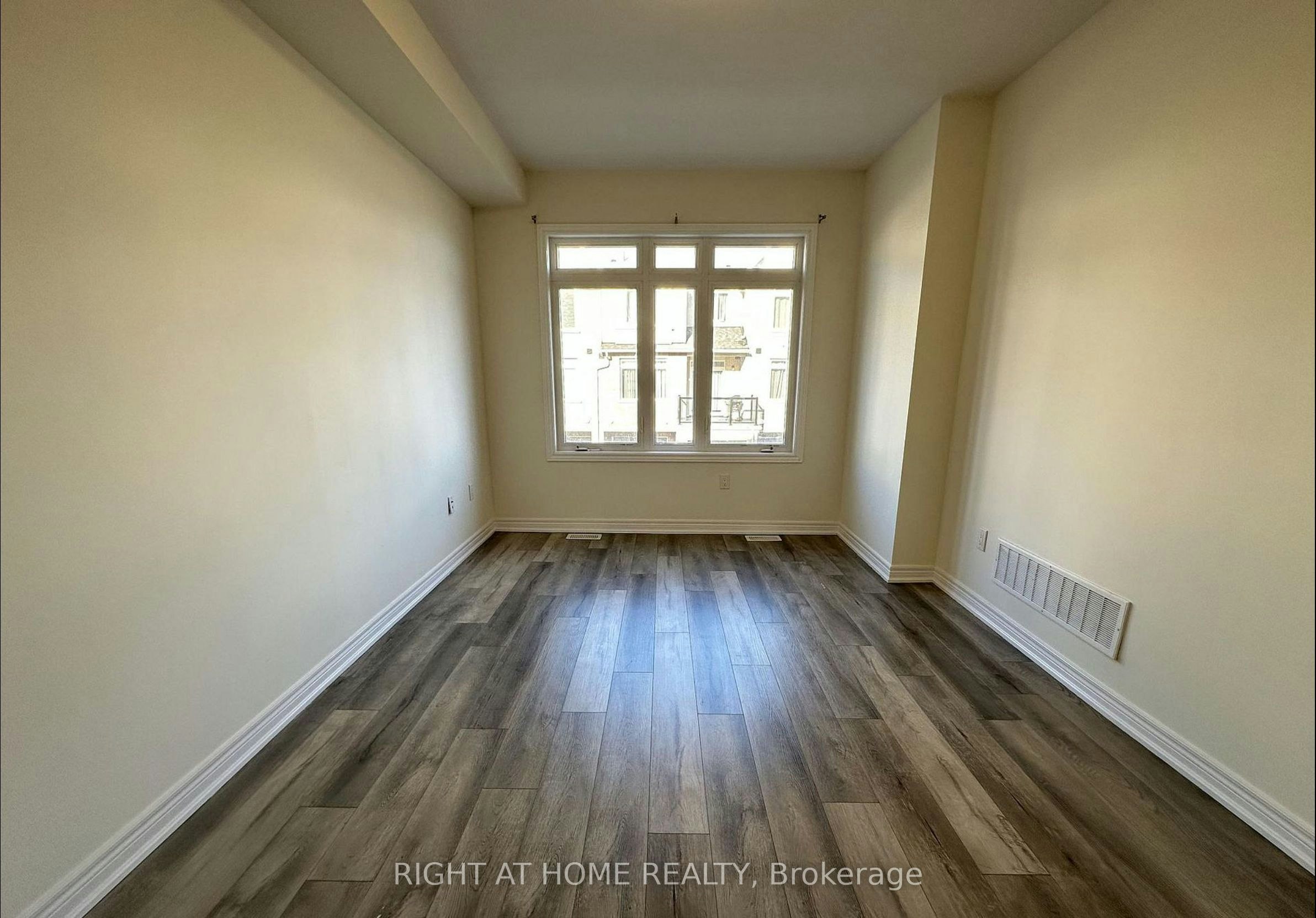 22-40 Zinfandel Drive, Hamilton, ON, L8E 0L1 - 12