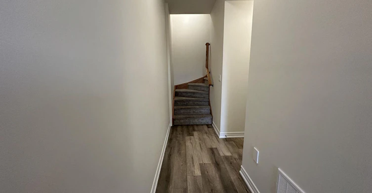 22-40 Zinfandel Drive, Hamilton, ON, L8E 0L1 - 4