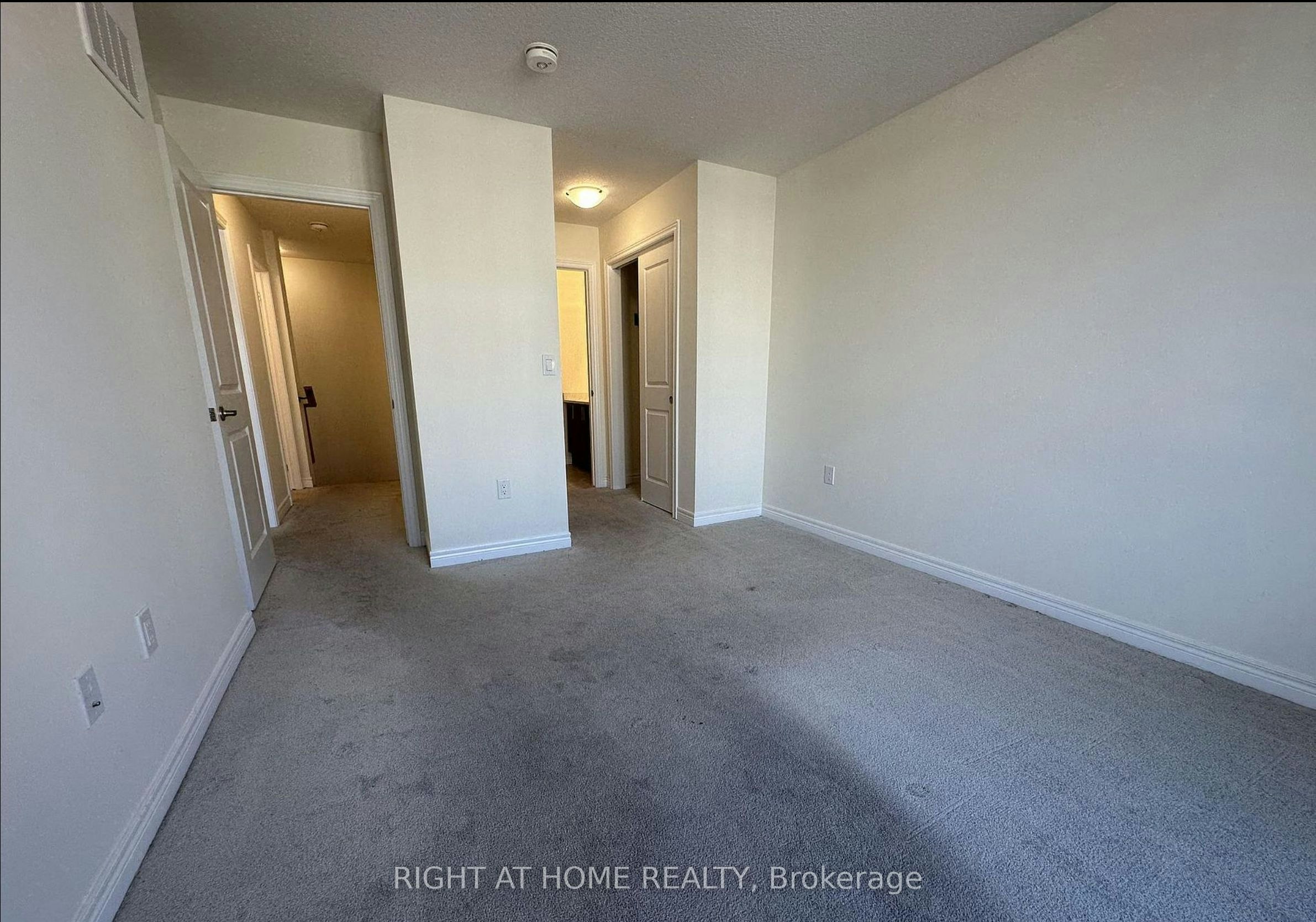 22-40 Zinfandel Drive, Hamilton, ON, L8E 0L1 - 19