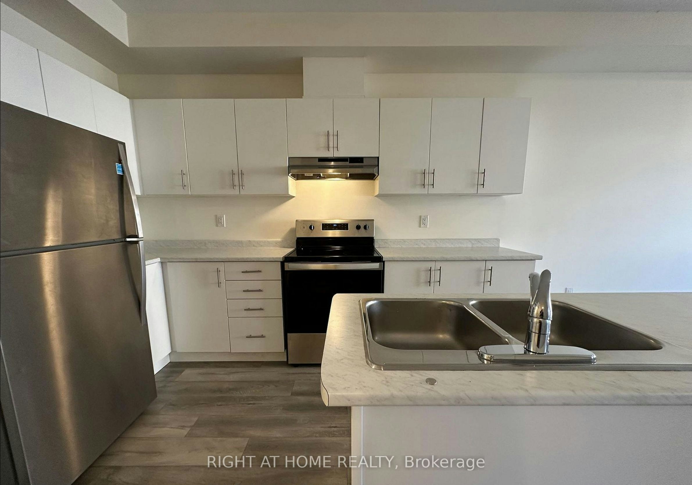 22-40 Zinfandel Drive, Hamilton, ON, L8E 0L1 - 9