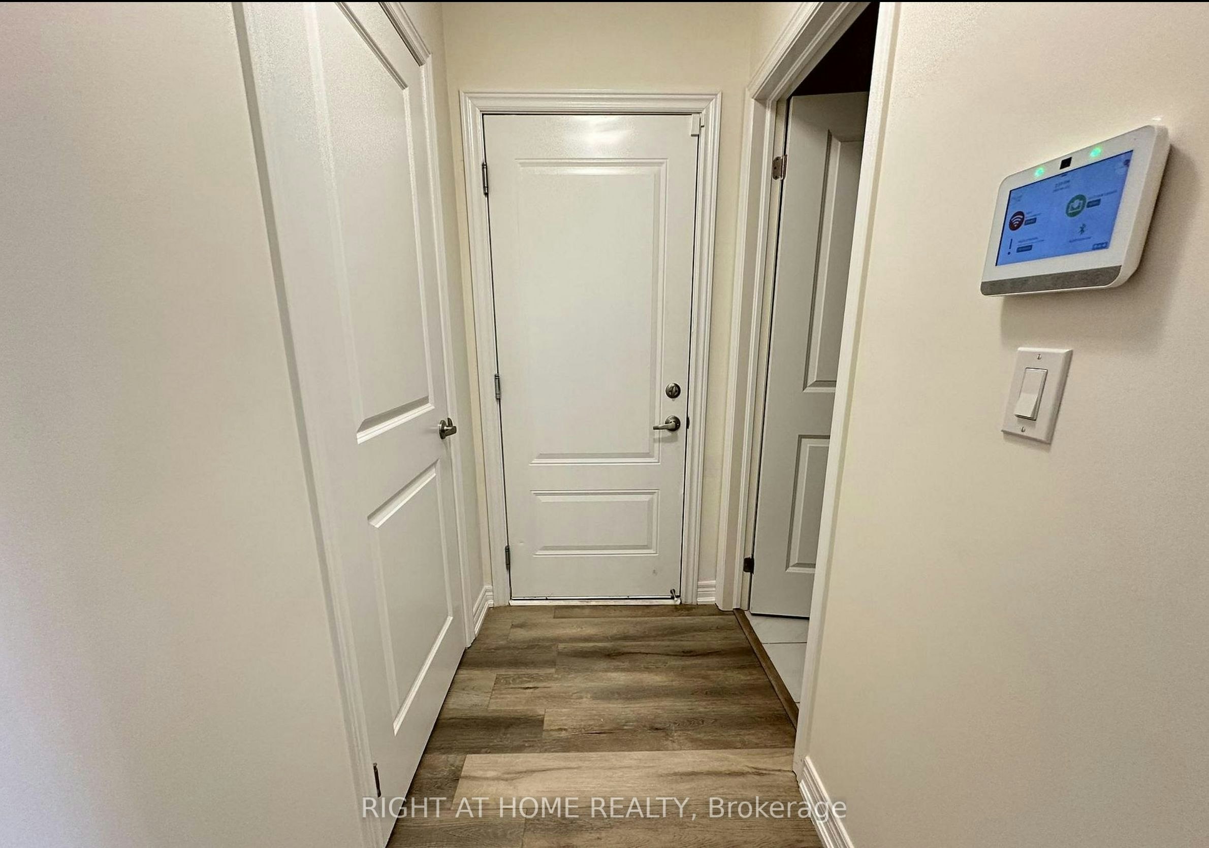 22-40 Zinfandel Drive, Hamilton, ON, L8E 0L1 - 5