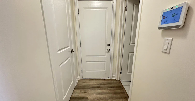 22-40 Zinfandel Drive, Hamilton, ON, L8E 0L1 - 5