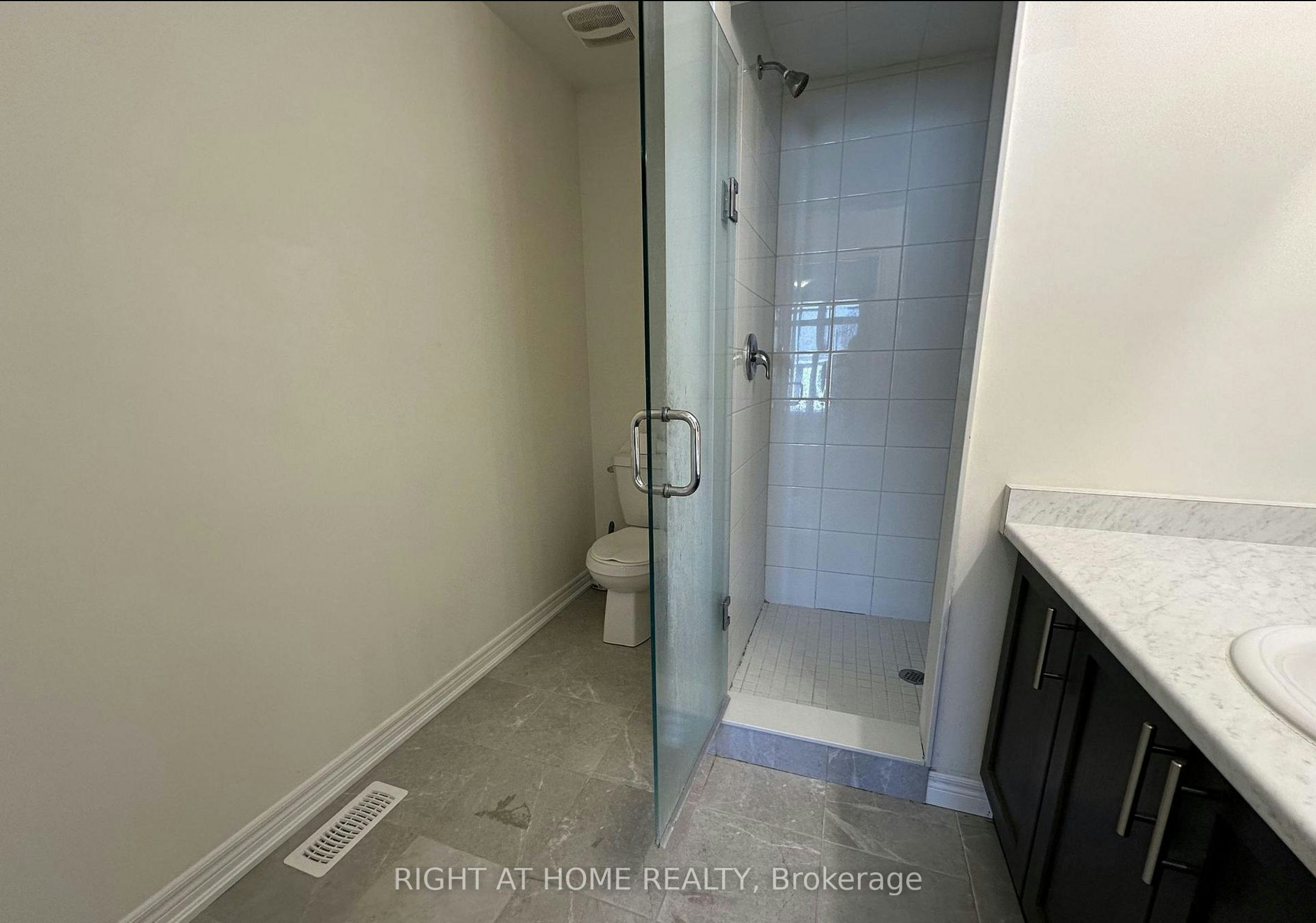 22-40 Zinfandel Drive, Hamilton, ON, L8E 0L1 - 21