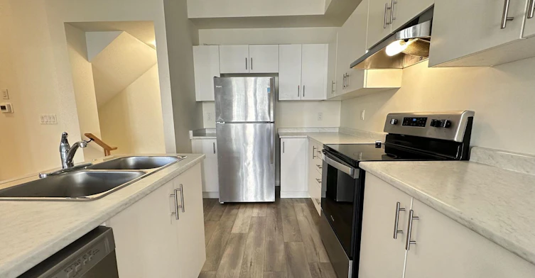 22-40 Zinfandel Drive, Hamilton, ON, L8E 0L1 - 10
