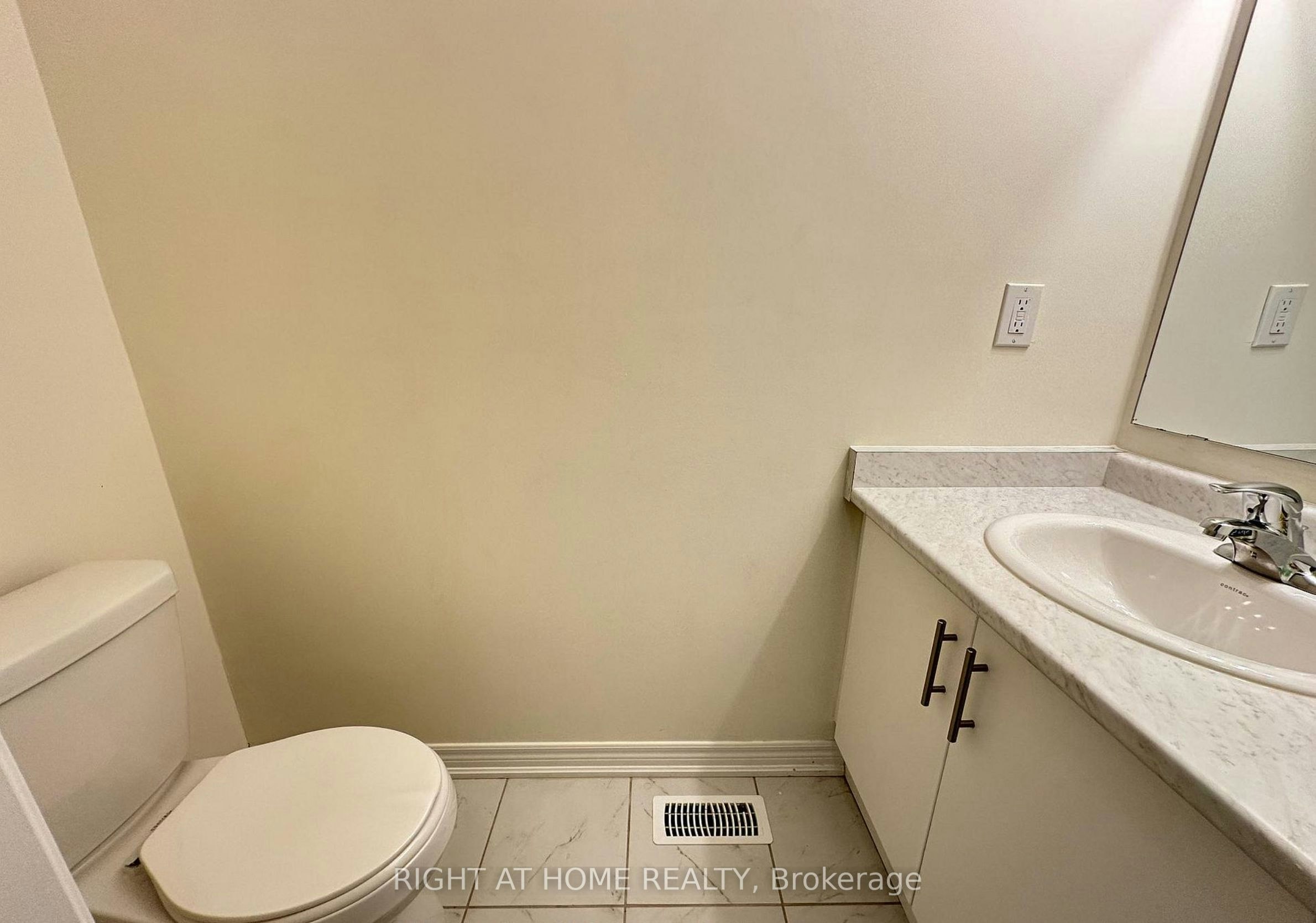 22-40 Zinfandel Drive, Hamilton, ON, L8E 0L1 - 15