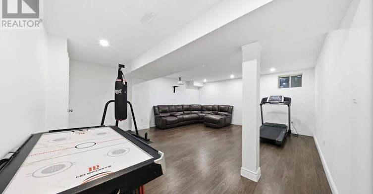 28 Celano Drive, Hamilton, ON, L8B 1V3 - 16