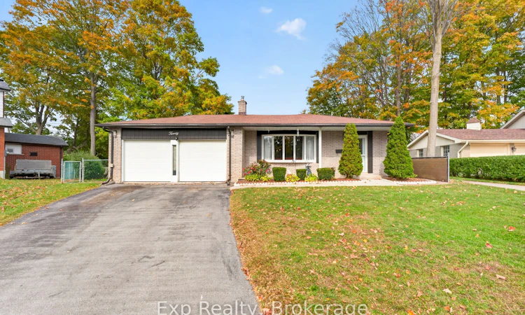 20 Westmount Court
