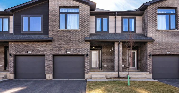 45-1960 Dalmagarry Road, London, ON, N6G 0T8