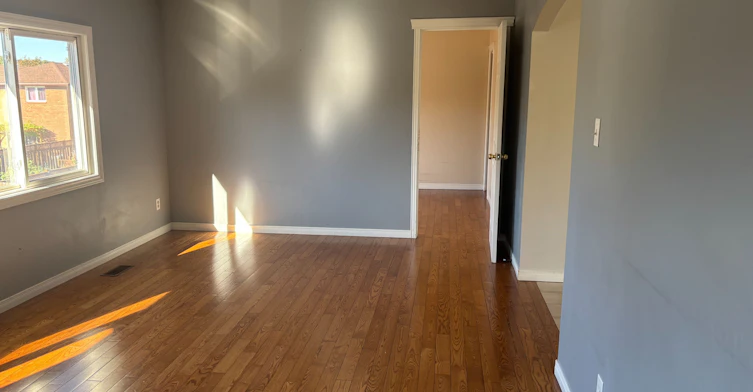 Upper-232 Barton Street, Hamilton, ON, L8E 9X9 - 9