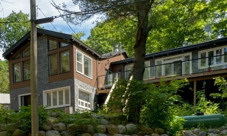 613 Long Lake Road