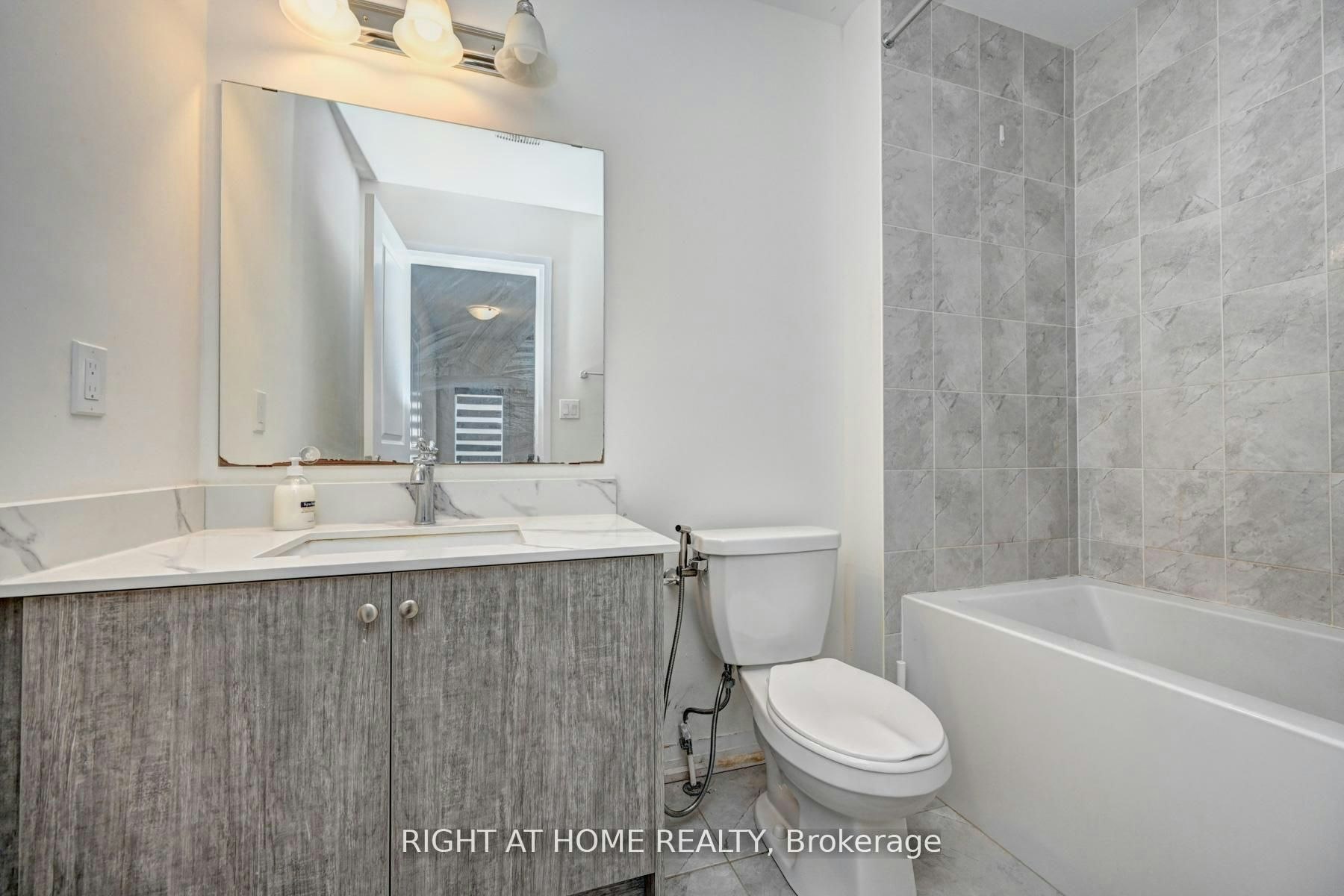 20-15 Blacklock Street, Cambridge, ON, N1S 0E6 - 36
