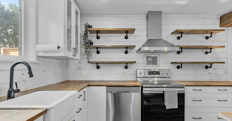 110 Cameron Avenue N, Hamilton, ON, L8H 4Z2 - 4