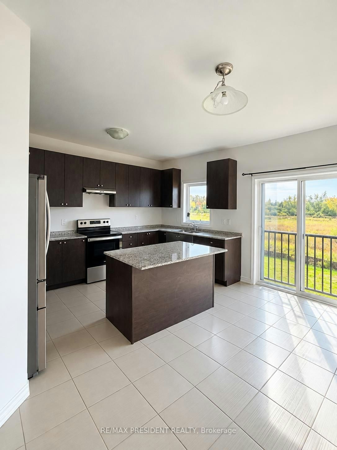 383 Russell Street, Southgate Township, ON, N0C 1B0 - 3