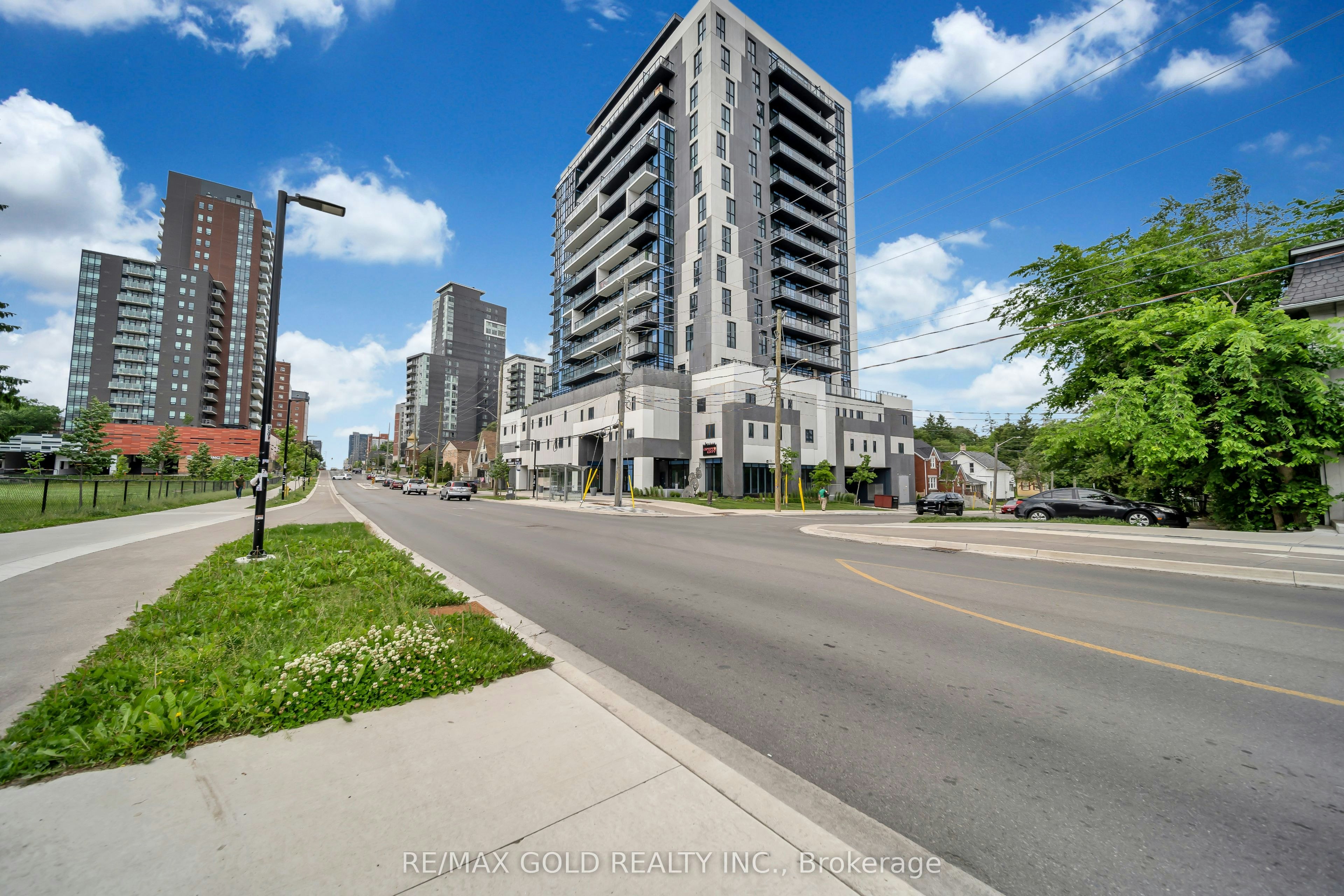 803-128 King Street N, Waterloo, ON, N2J 2X9